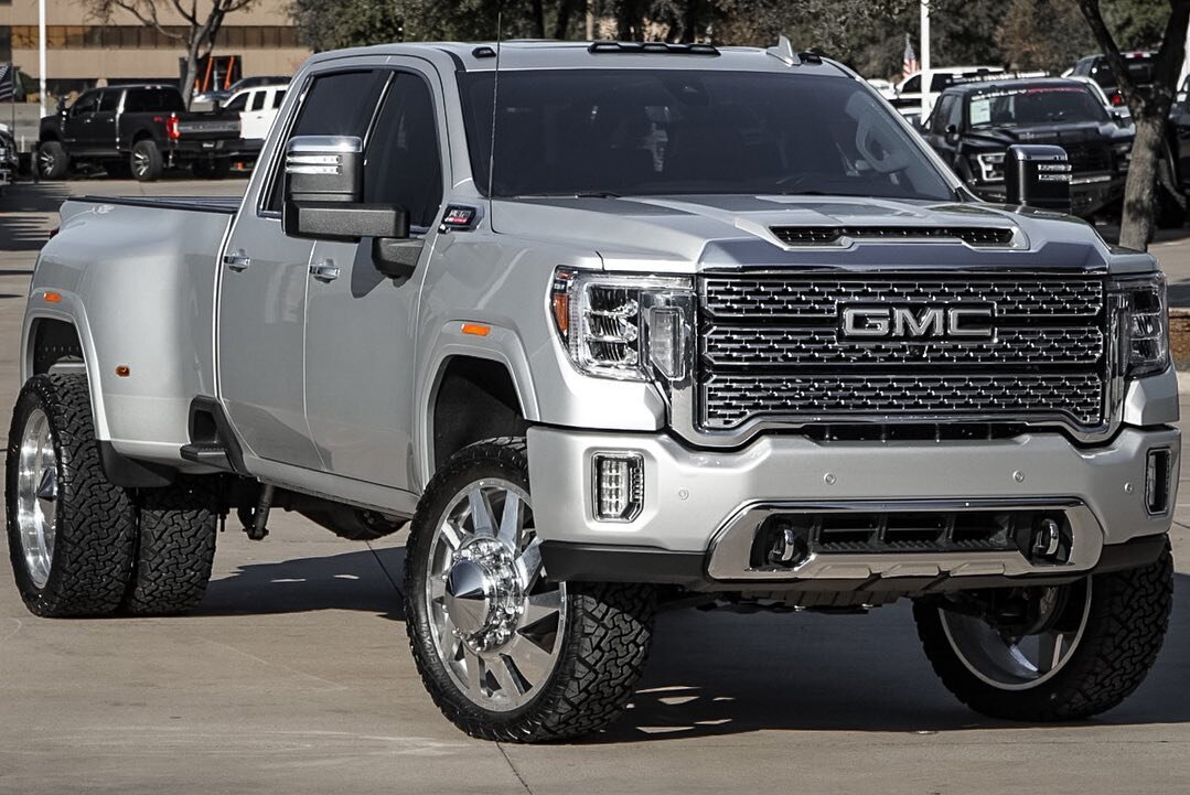 2020 GMC 3500HD DENALI @Hurst.Autoplex
-
6'' Ready Lift Suspension Kit,
26'' Aftermarket Dually Wheels,
37x13.50R26LT Venom Power XTs,
Paint Matched Accents, and Bed Cover,
For More Info 👉 Link in Bio @AutoplexCustoms
&mdash;&mdash;&mdash;&mdash;&md