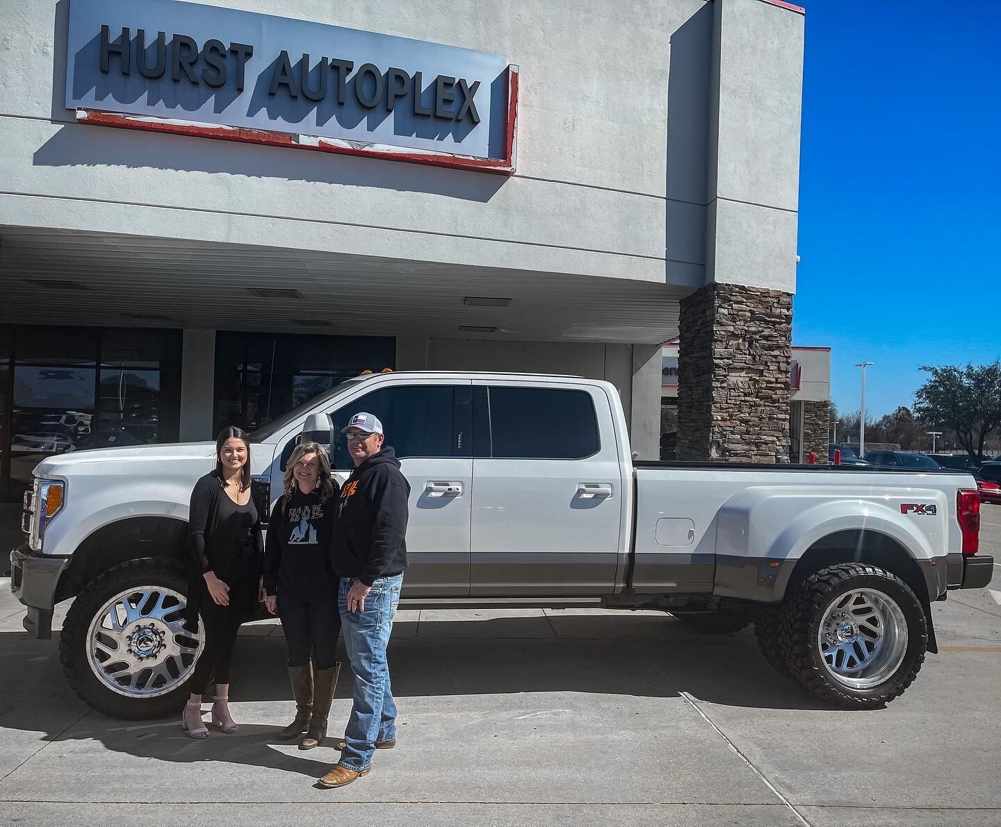 Victoria sold this custom 2019 F350 to the Lances from Weatherford! Thank you to the Lance family, &amp; congrats Victoria on your first sale! #HurstAutoplex