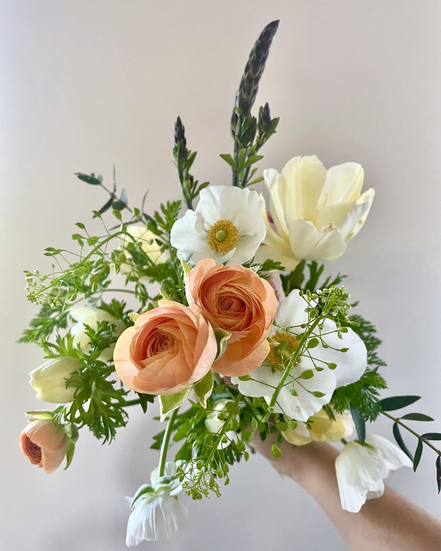 We are so excited to be offering Mother&rsquo;s Day bouquets to be picked up @fablecafecincy on 5/11 from 9-12 p.m. Fable will have a few bouquets available to purchase day of as well. 

Stop by the Saturday before Mother&rsquo;s Day and grab your fl