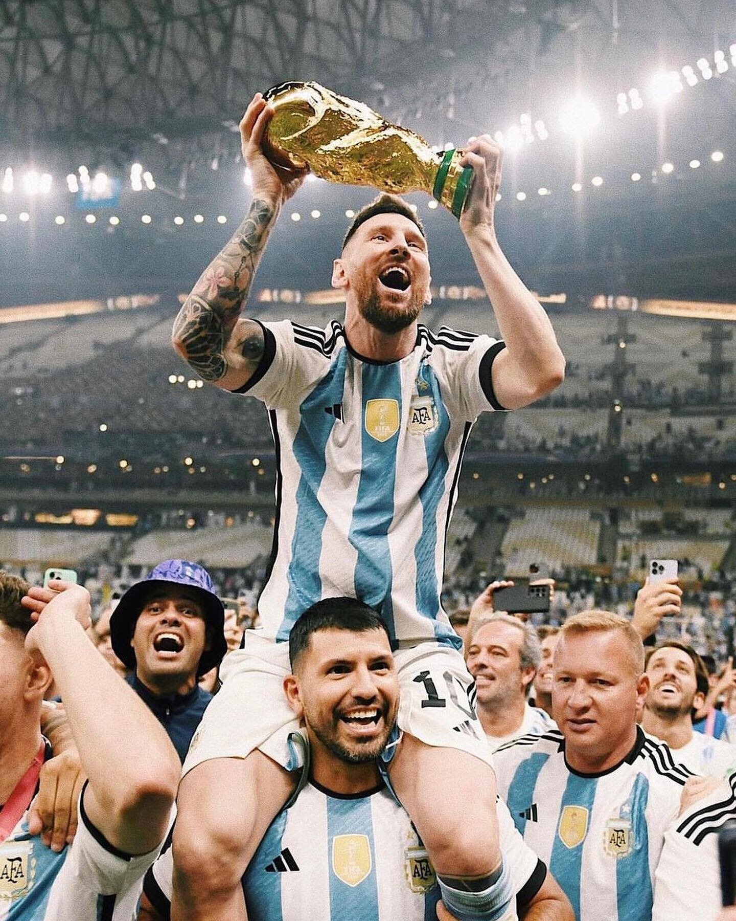 buenas noches y VIVA Argentina 🇦🇷