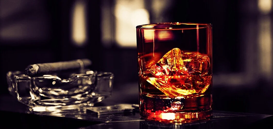 STOGIES CIGAR HOUSE<br/a>& COCKTAILS