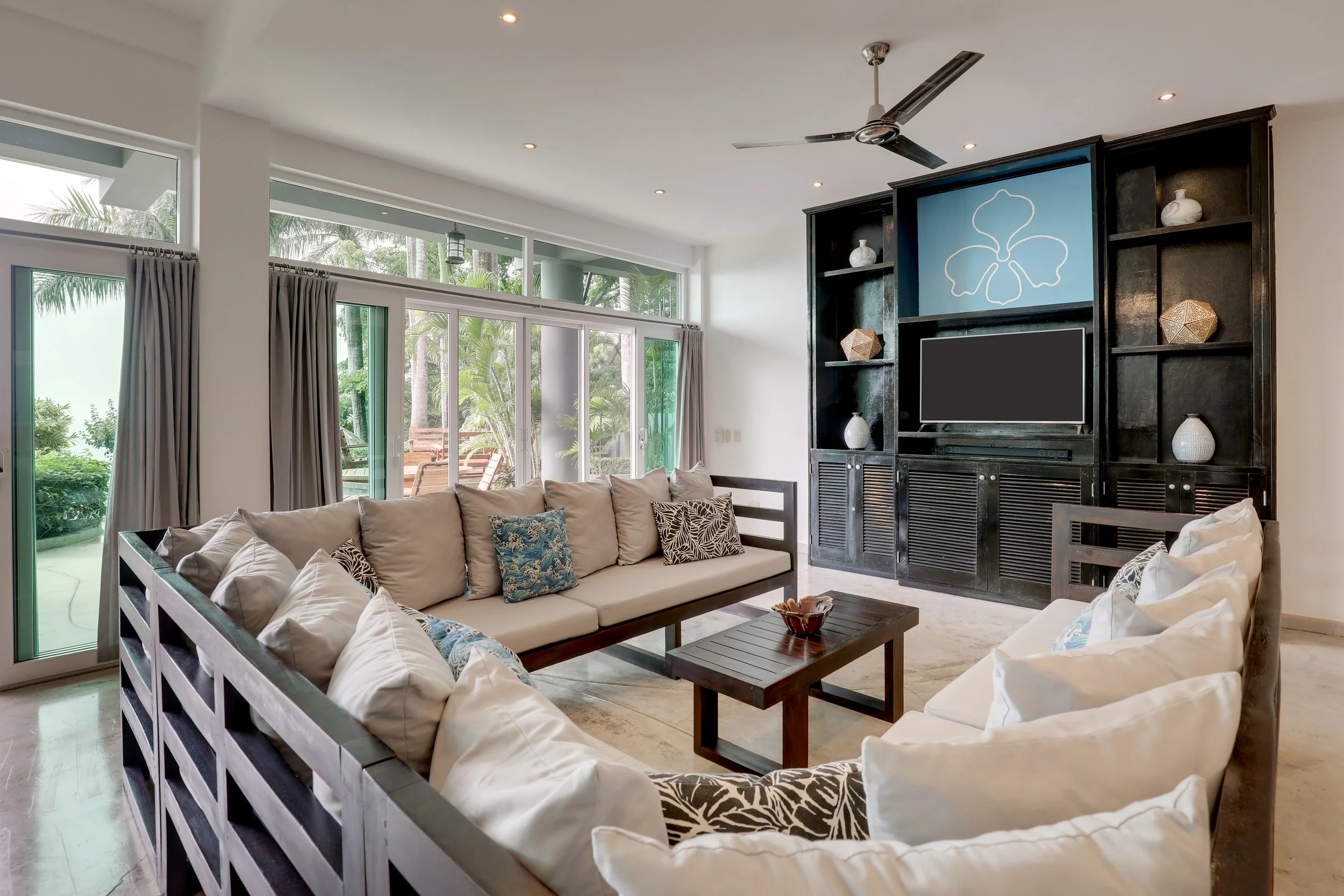 Living room at Casa Orquídea, the REALIGN by Design | Nicaragua retreat villa