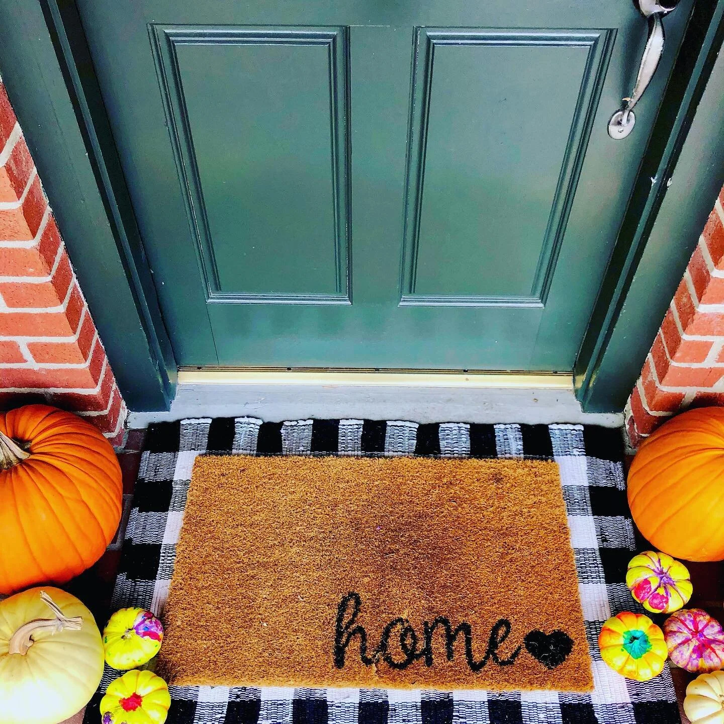 We did it folks! We moved in. Now to unpack and make this house feel like home. ❤️🏡 #ILiveInSoCo
