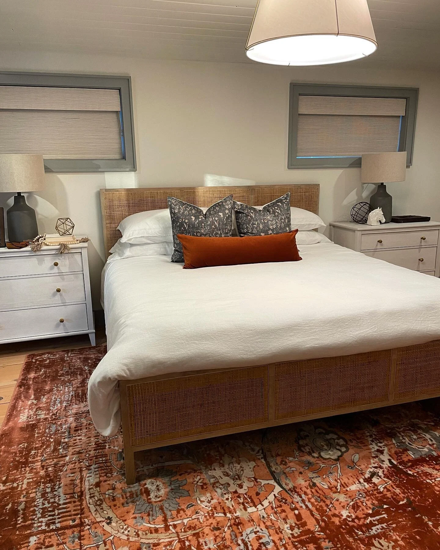 4 months in the waiting. We finally received our bed! @highfashionhome