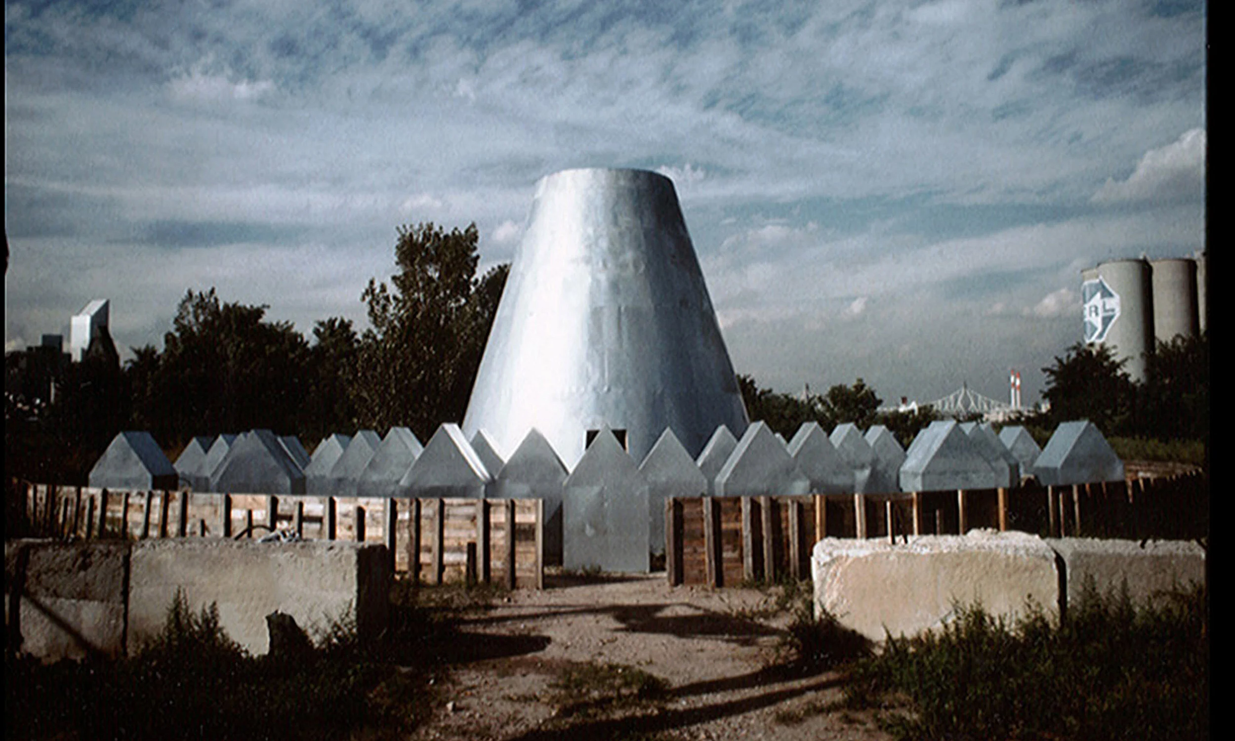 Art on the Beach3_USE THIS.jpg