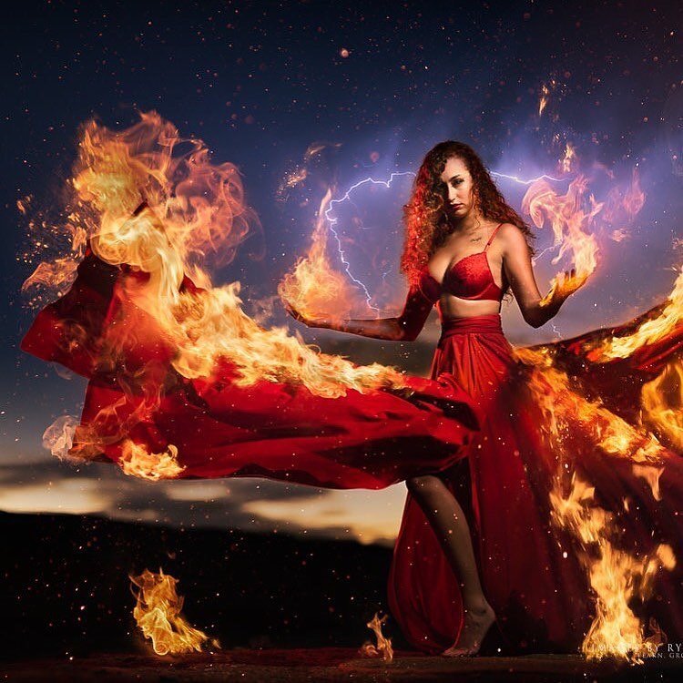 Celebrate art - Fire Goddess Part II ❤️&zwj;🔥

📸 @rsakamoto808 
💃🏻 @dreaming_of_rebecca 
💪🏻 Brandon Kawamura&nbsp;@okinamalina @thunder808

Disclaimer: No @hiflyingdress or model was damaged, burned or charred during this photo shoot! Do not us