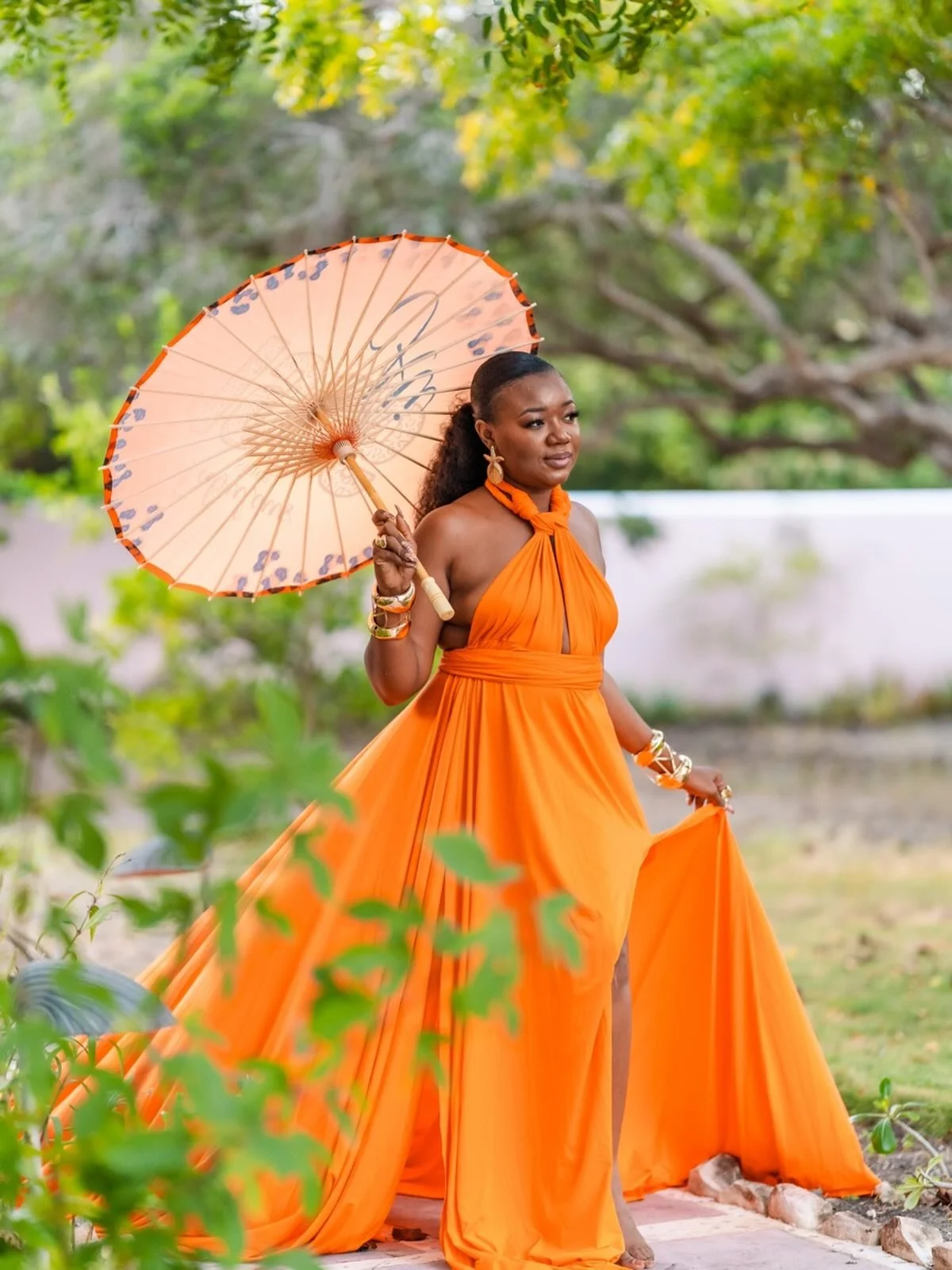 Cheers to 40. You are just getting started. 🧡

📸 @polishedpixprods @flyingdressanu
💃🏼 Orange @hiflyingdress 
📍Antigua

Flying Dress? We started it. 💫 USA Rentals, Retail &amp; Worldwide Partners. Visiting Maui? Do a Photoshoot with us. 

#flyin
