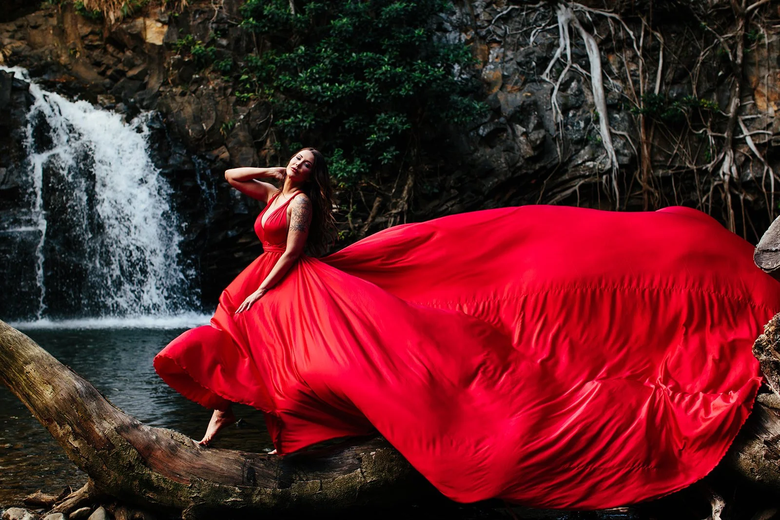 flying-dress-photoshoot-hawaii-travel-waterfall.JPG