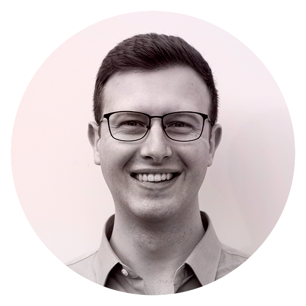 Thomas MollekerAssociate