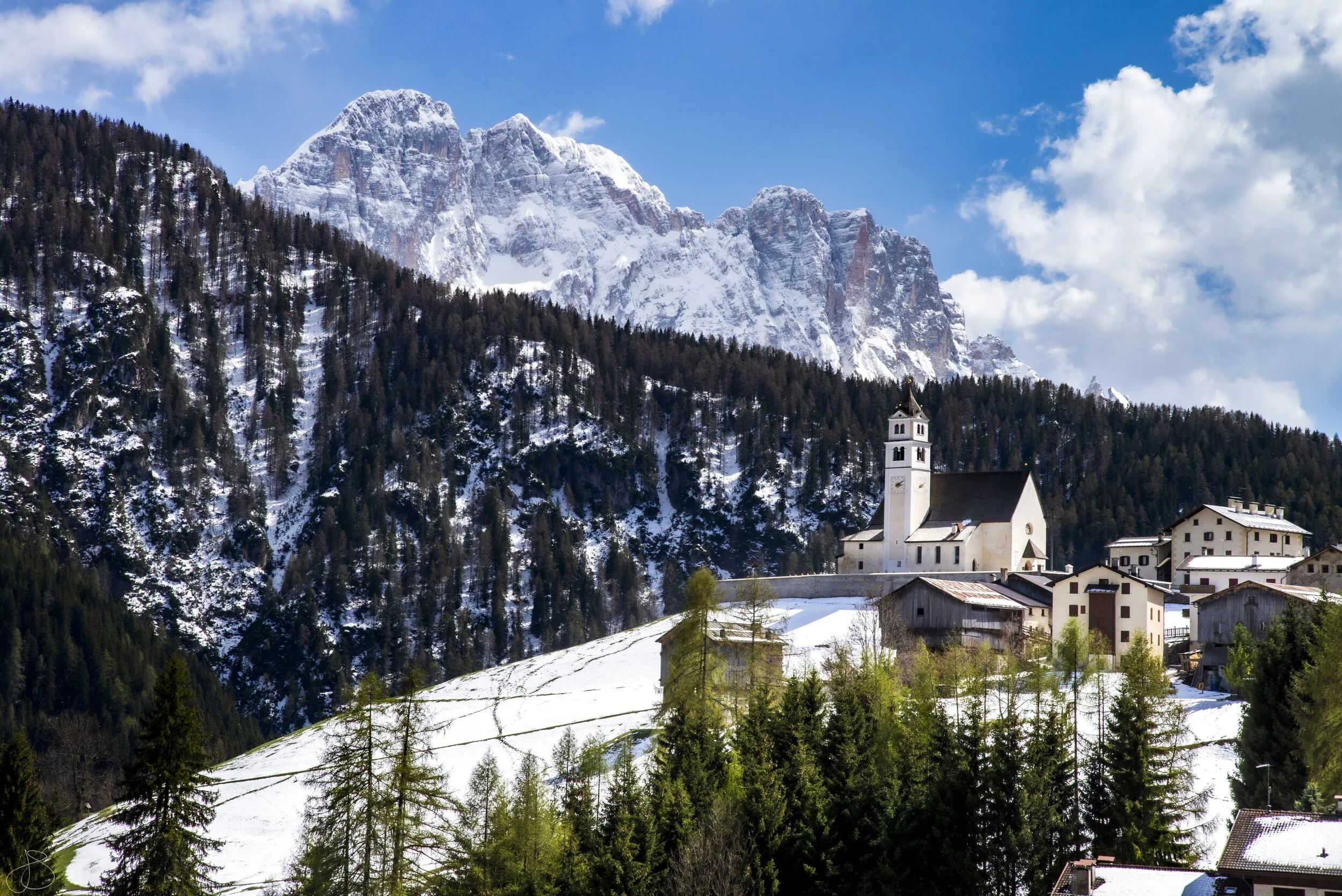 DSC_3710 Dolomites village.jpg