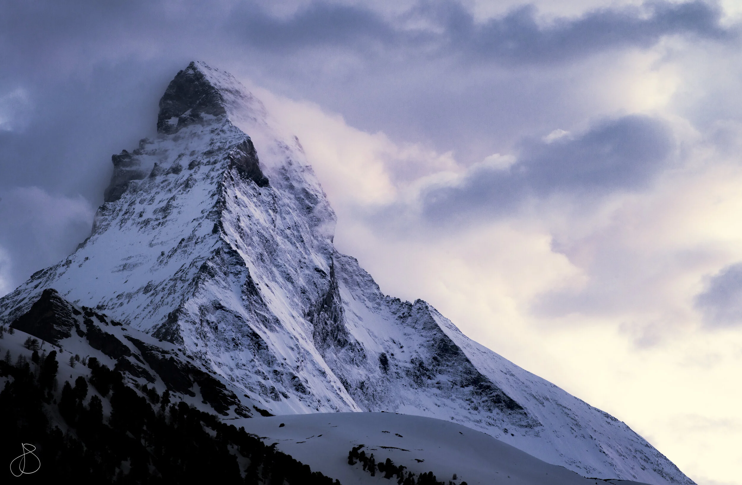 DSC_7217 Matterhorn Zoomed in blue-white 2.jpg