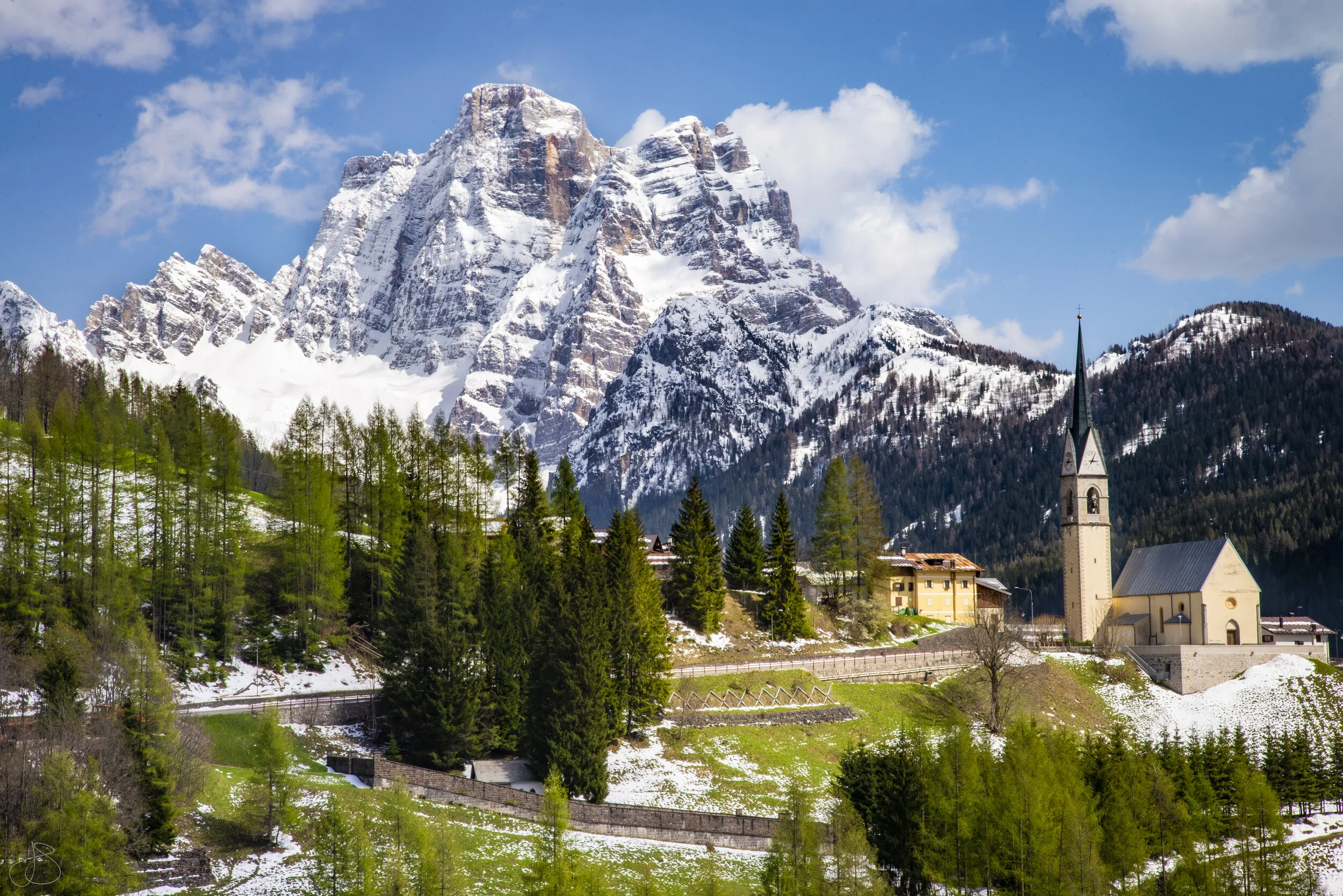 DSC_3703 dolomites church village n mountains.jpg