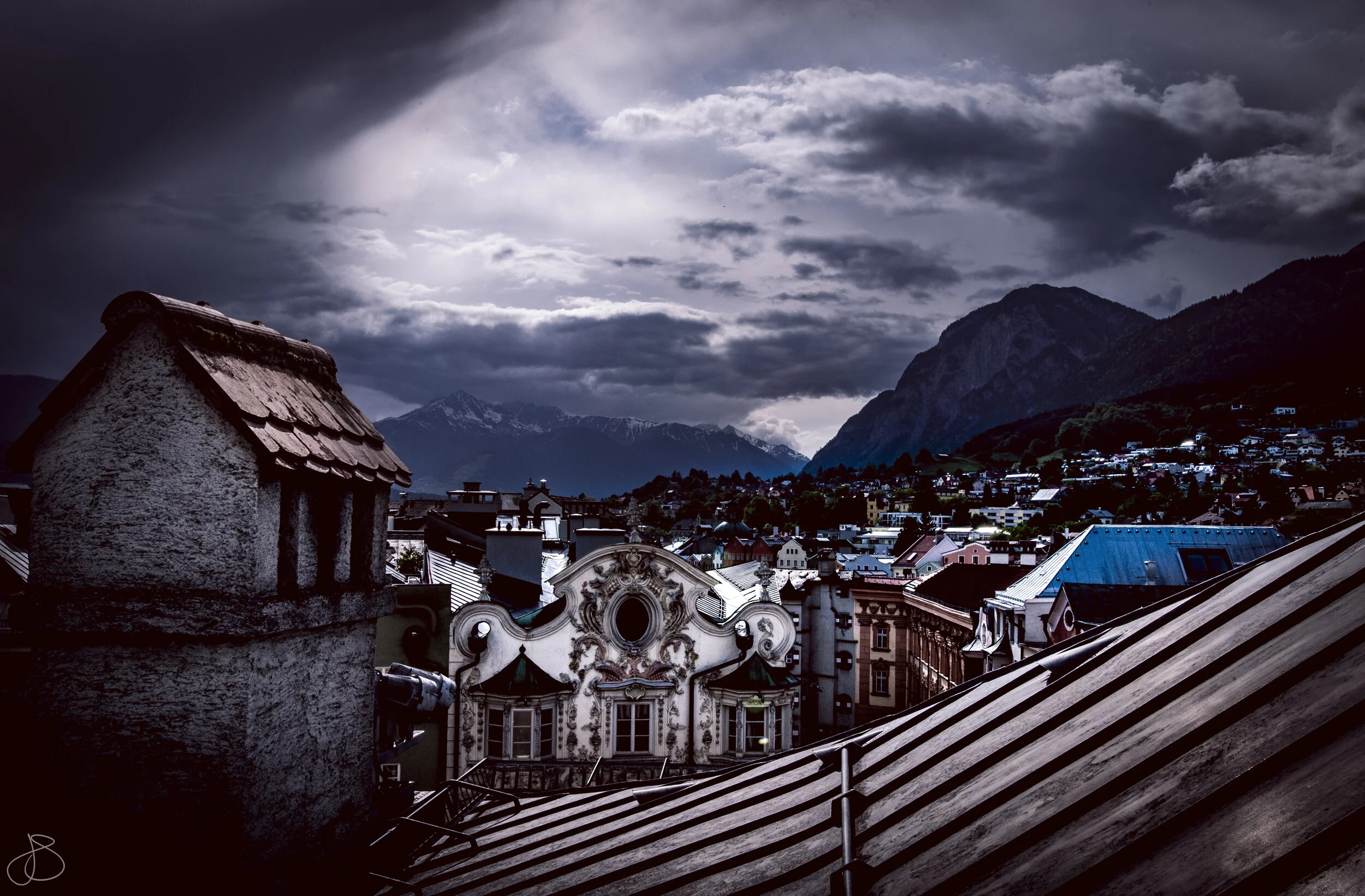 DSC_7919 Innsbruck Rooftop.jpg
