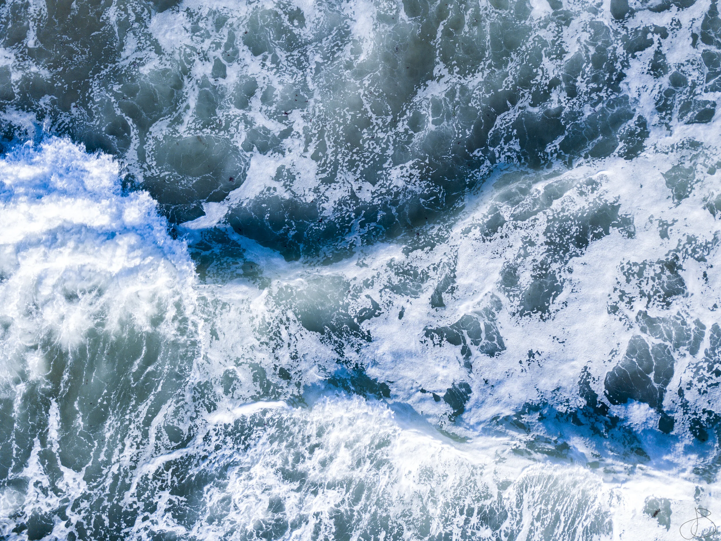 DJI_0135 waves.jpg