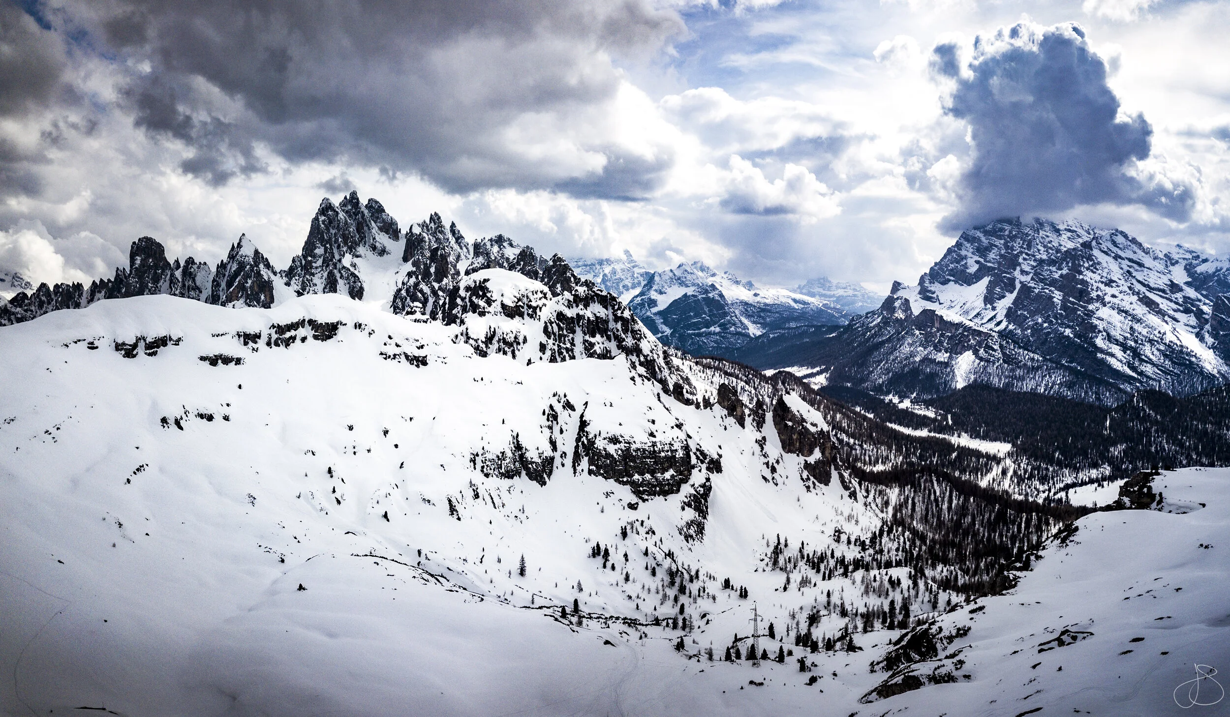 DJI_0332-Pano dolomites.jpg