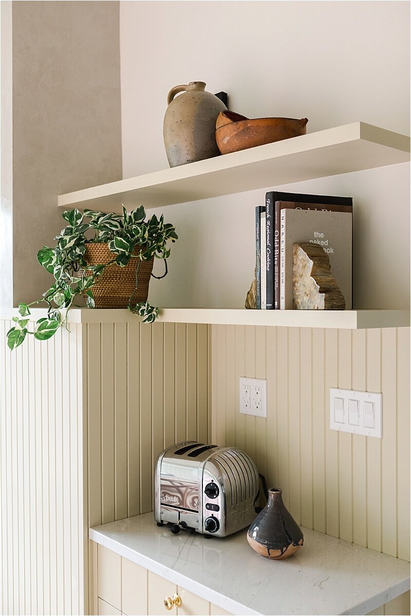 Kitchen Shelf Decor