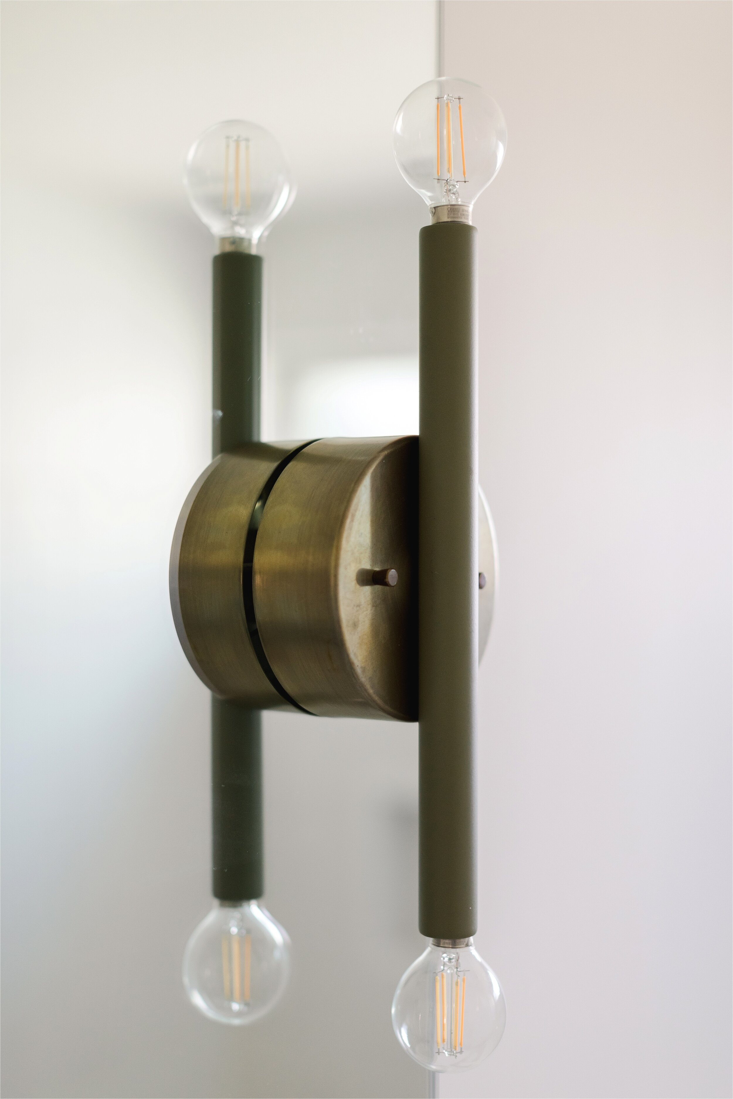Modern bathroom sconce light