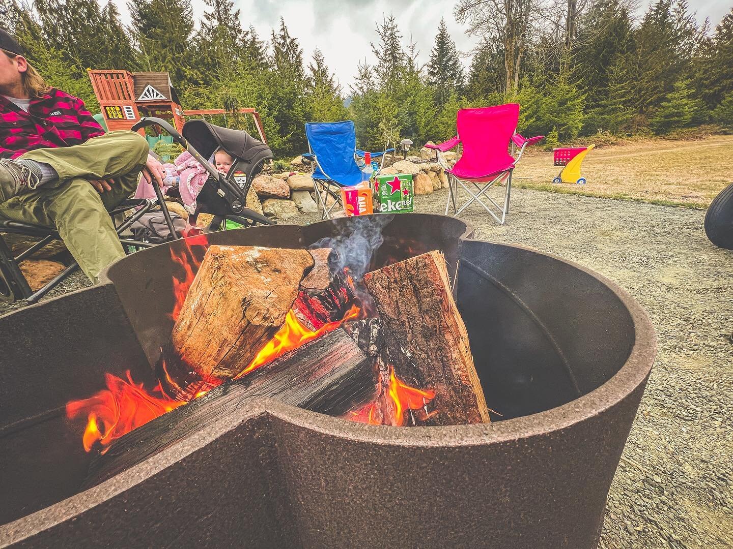 Nothing better than 🌲+🔥#

#pnwlife