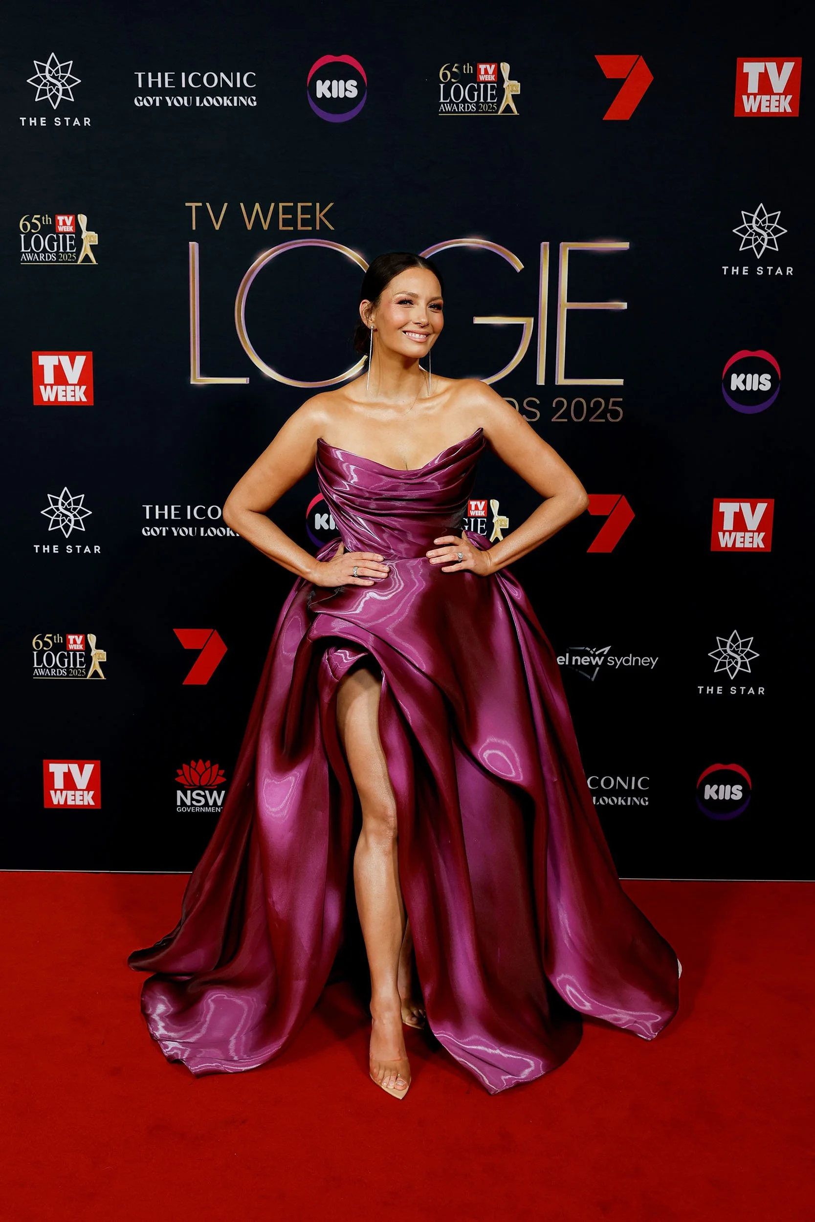 Ricki-Lee Coulter_Logies_001.jpg