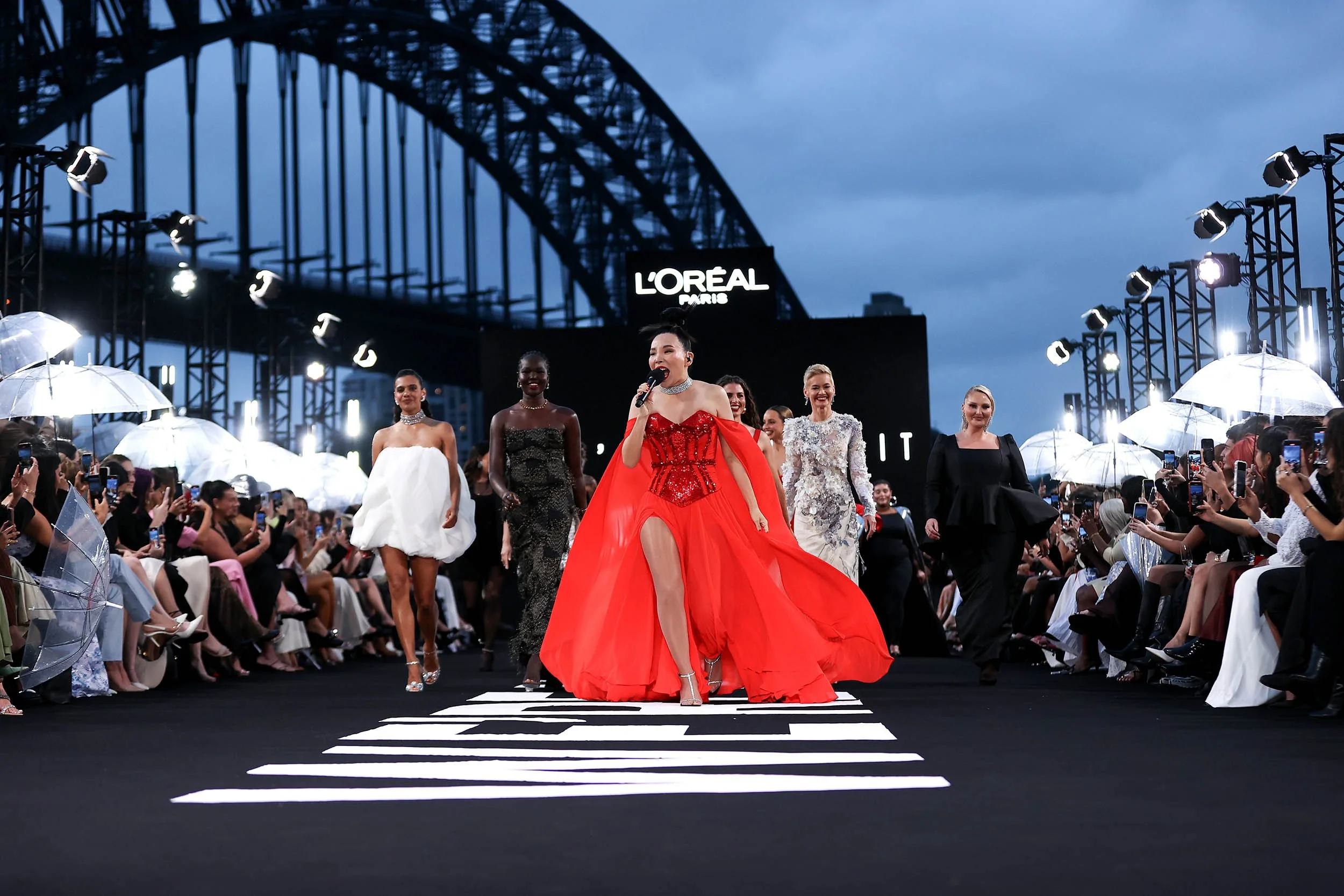 Dami Im_Loreal_001.jpg