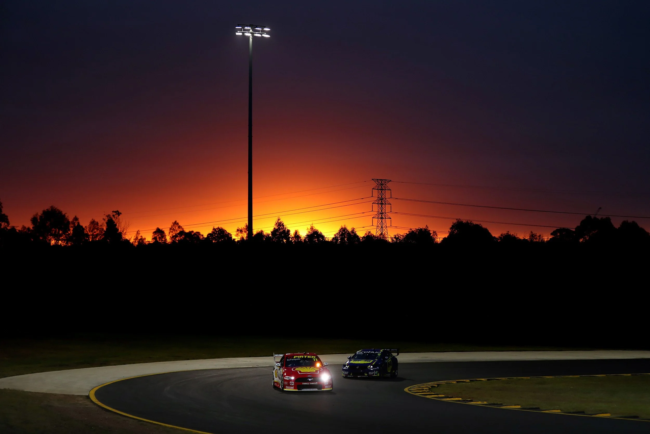 V8 Supercars_Eastern Creek_001.jpg