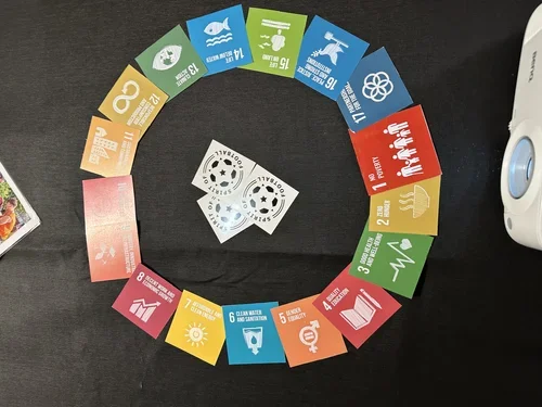 Ֆուտբոլի Հոգին և Կովկասյան Գնդակը այցելում են Հայաստան Բենի Գրյունևալդի կողմից