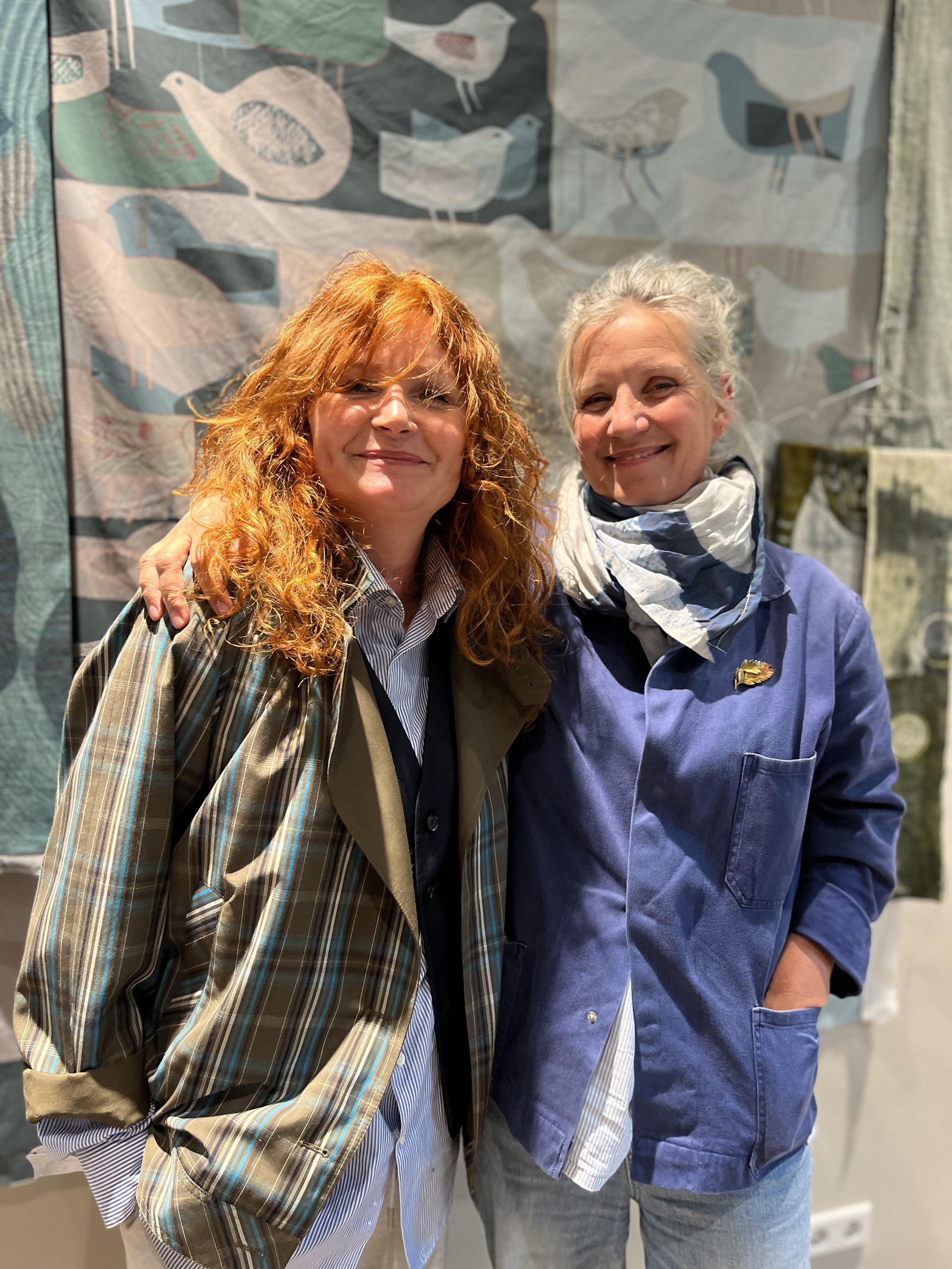 Opbouw expositie Paapje door Anouk de Jong en Carolien Huizinga, 29 mei 2025
