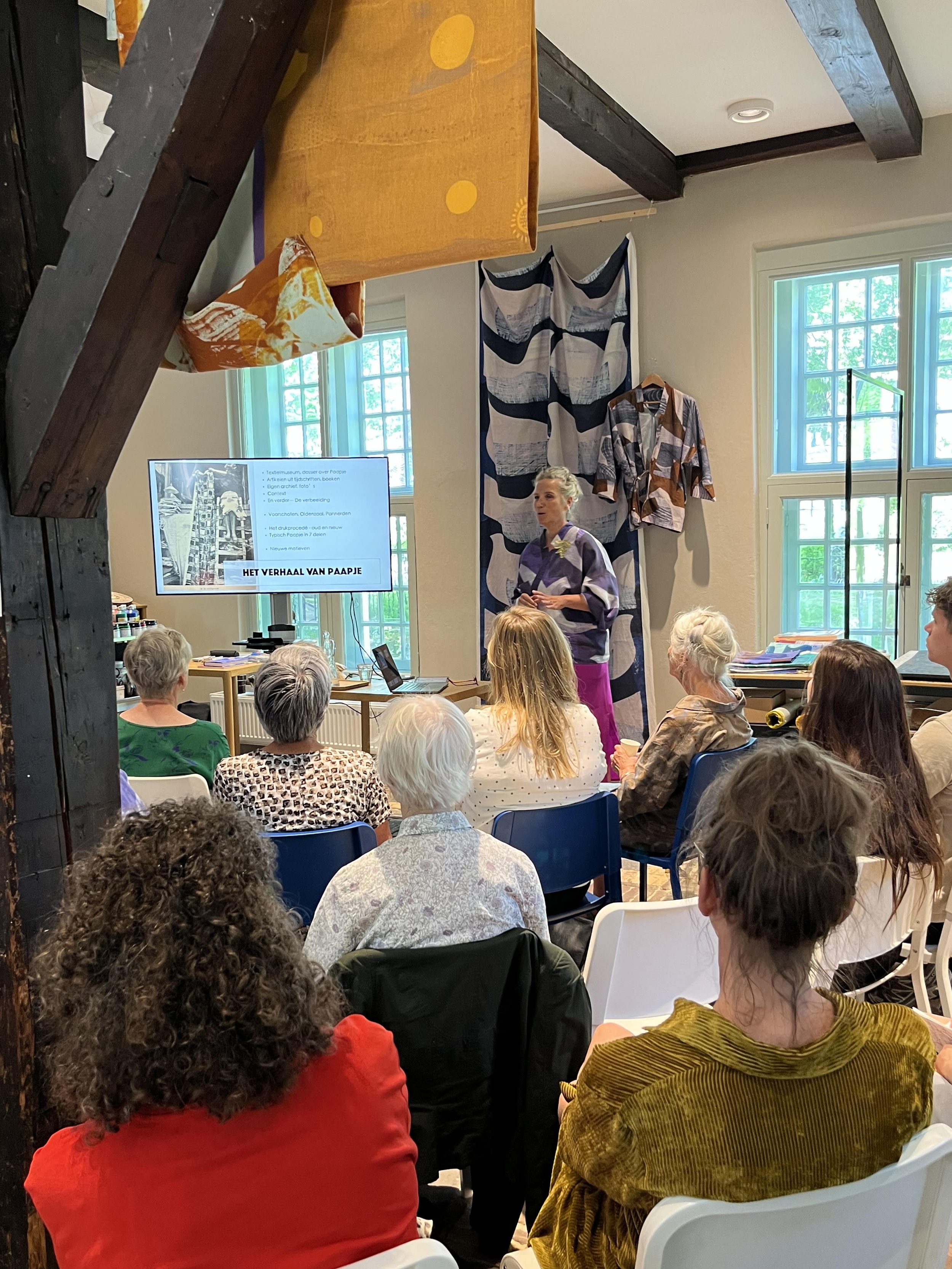 Uitverkochte Textile Talk door Carolien Huizinga over 'Paapje', 15 juni 2025