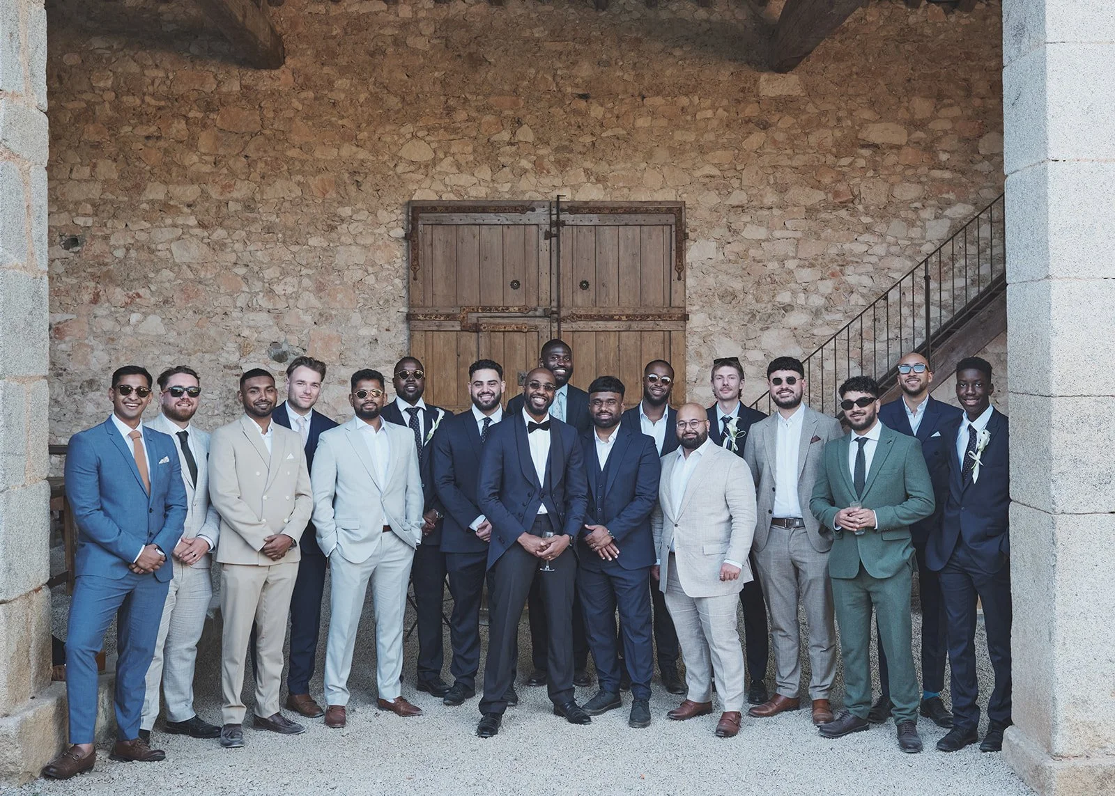 Anna & Euguene wedding at Domaine Le Castelet, Castres, south west France – photo by Littlewing Photos