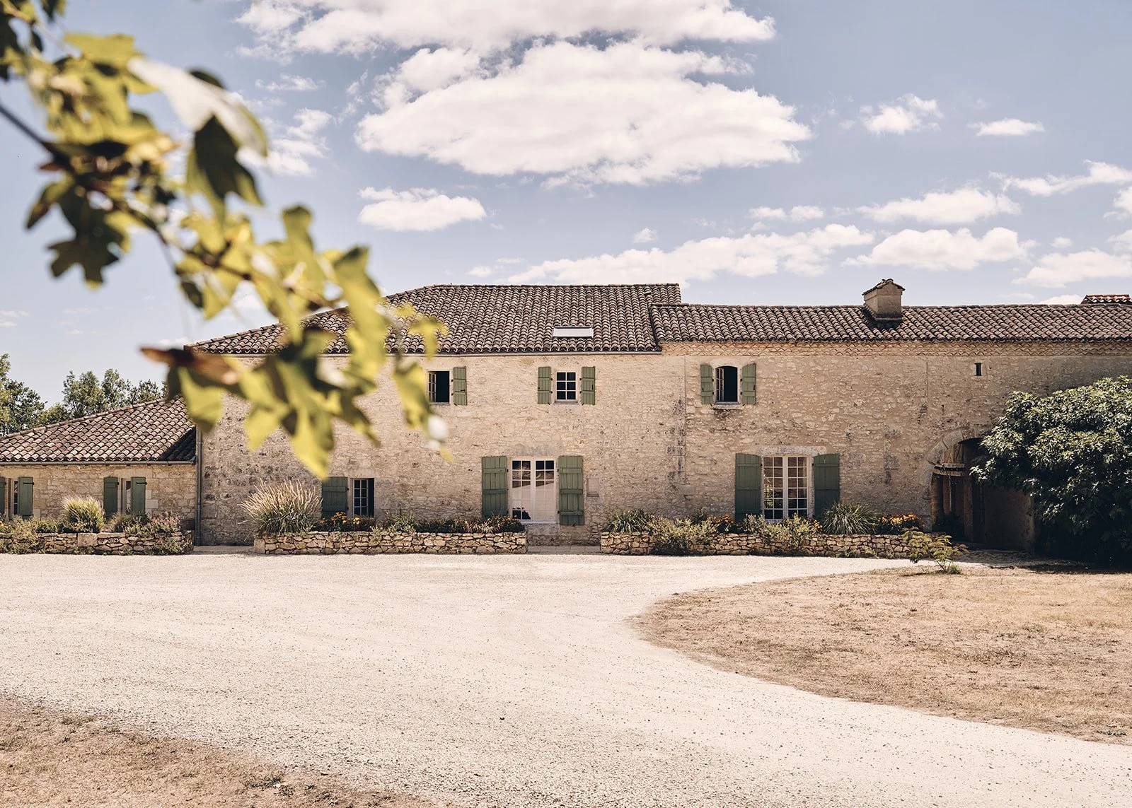 chateau de puissentut wedding of s and L by littlewing photos pre ceremony 24_websize.jpg