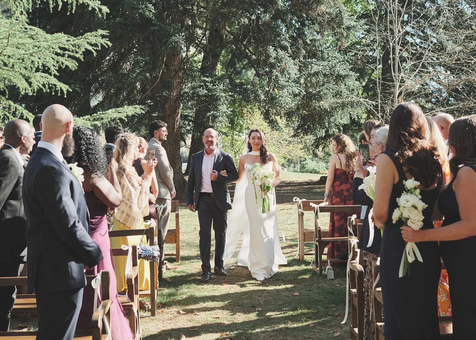 Anna & Euguene wedding at Domaine Le Castelet, Castres, south west France – photo by Littlewing Photos
