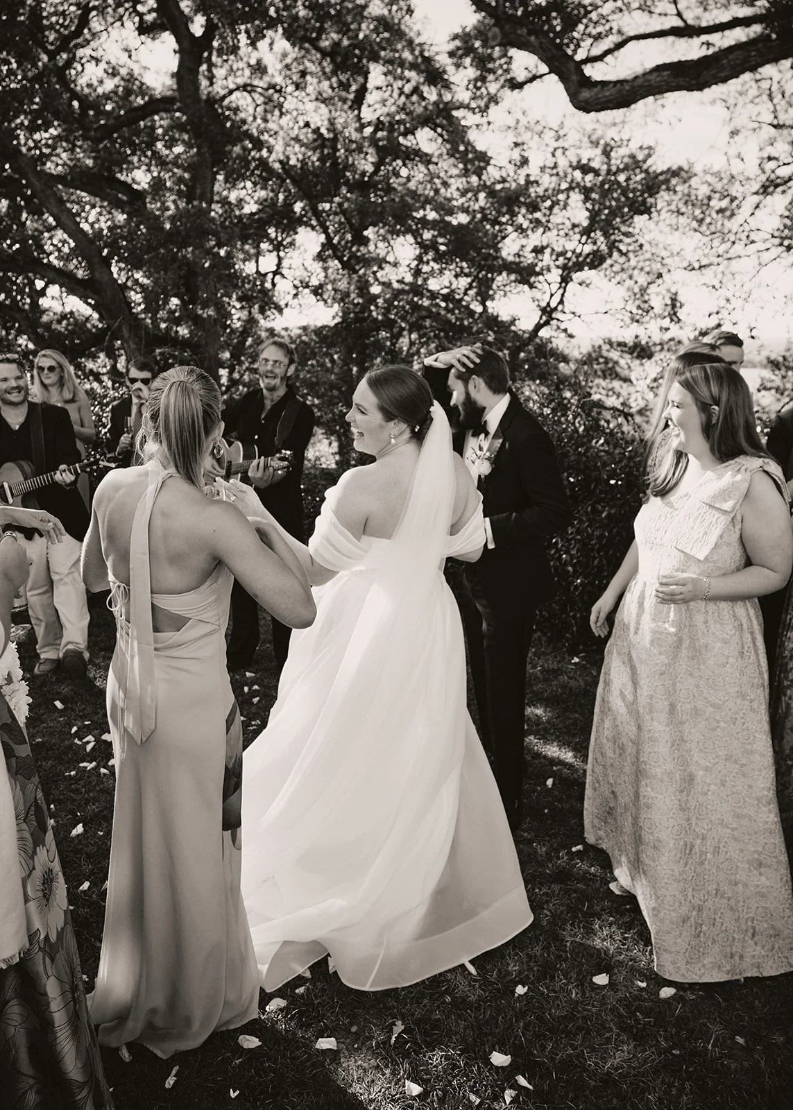 Virginia and Bo wedding at Chateau de Lartigolle, Auch, Toulouse  – photo by Littlewing Photos