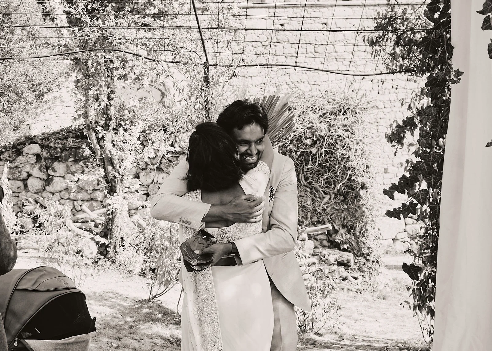 Castelnau des Fieumarcon wedding of S and G by Littlewing Photos Wedding Photographer Toulouse