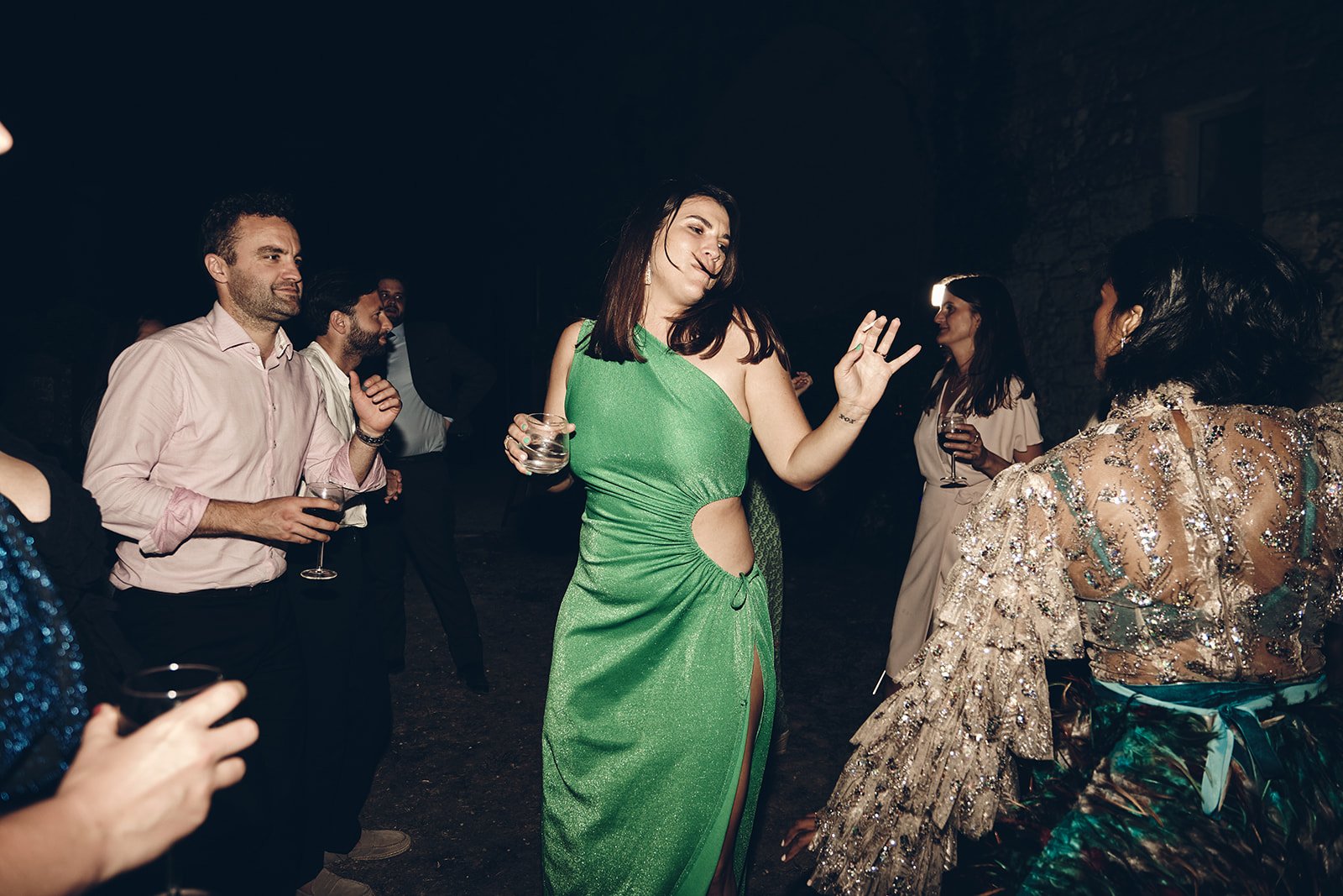 Castelnau des Fieumarcon wedding of S and G by Littlewing Photos Wedding Photographer Toulouse