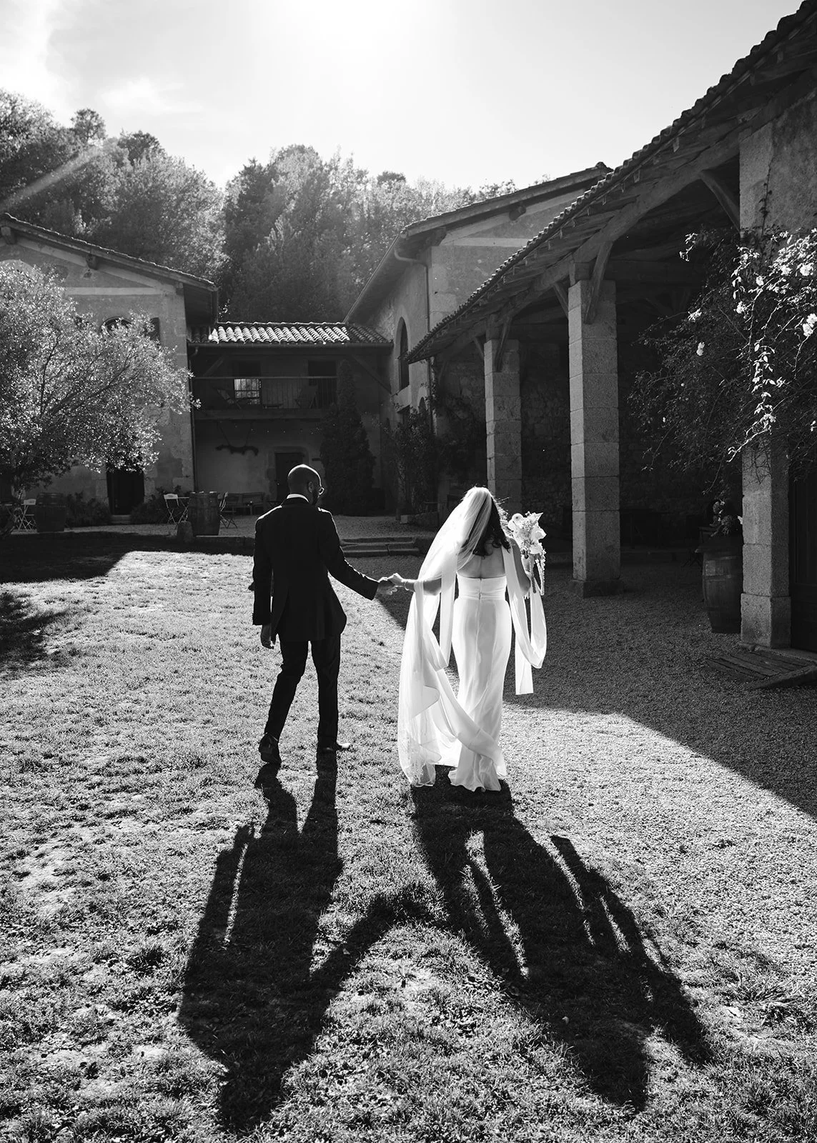 Anna & Euguene wedding at Domaine Le Castelet, Castres, south west France – photo by Littlewing Photos