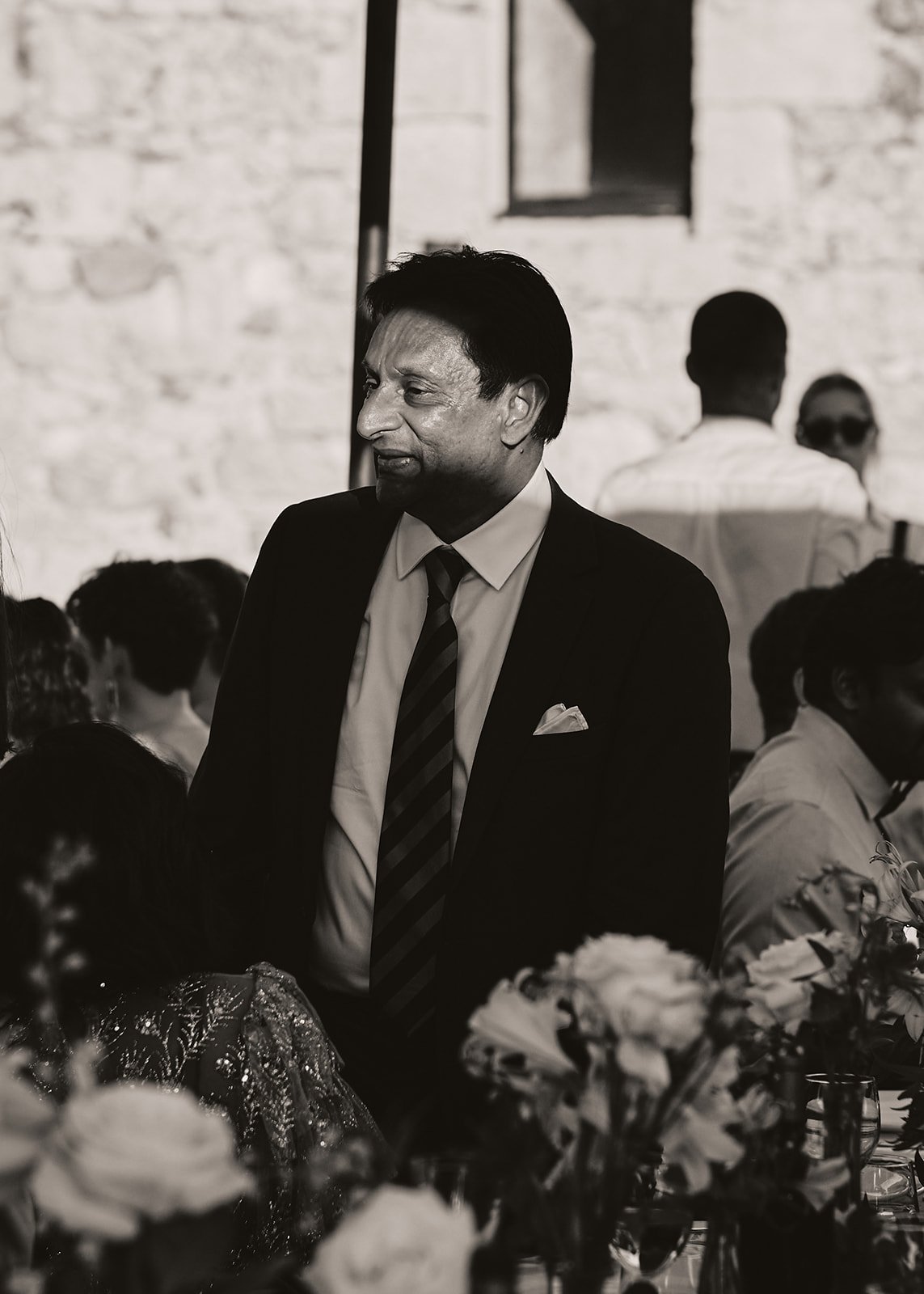 Castelnau des Fieumarcon wedding of S and G by Littlewing Photos Wedding Photographer Toulouse