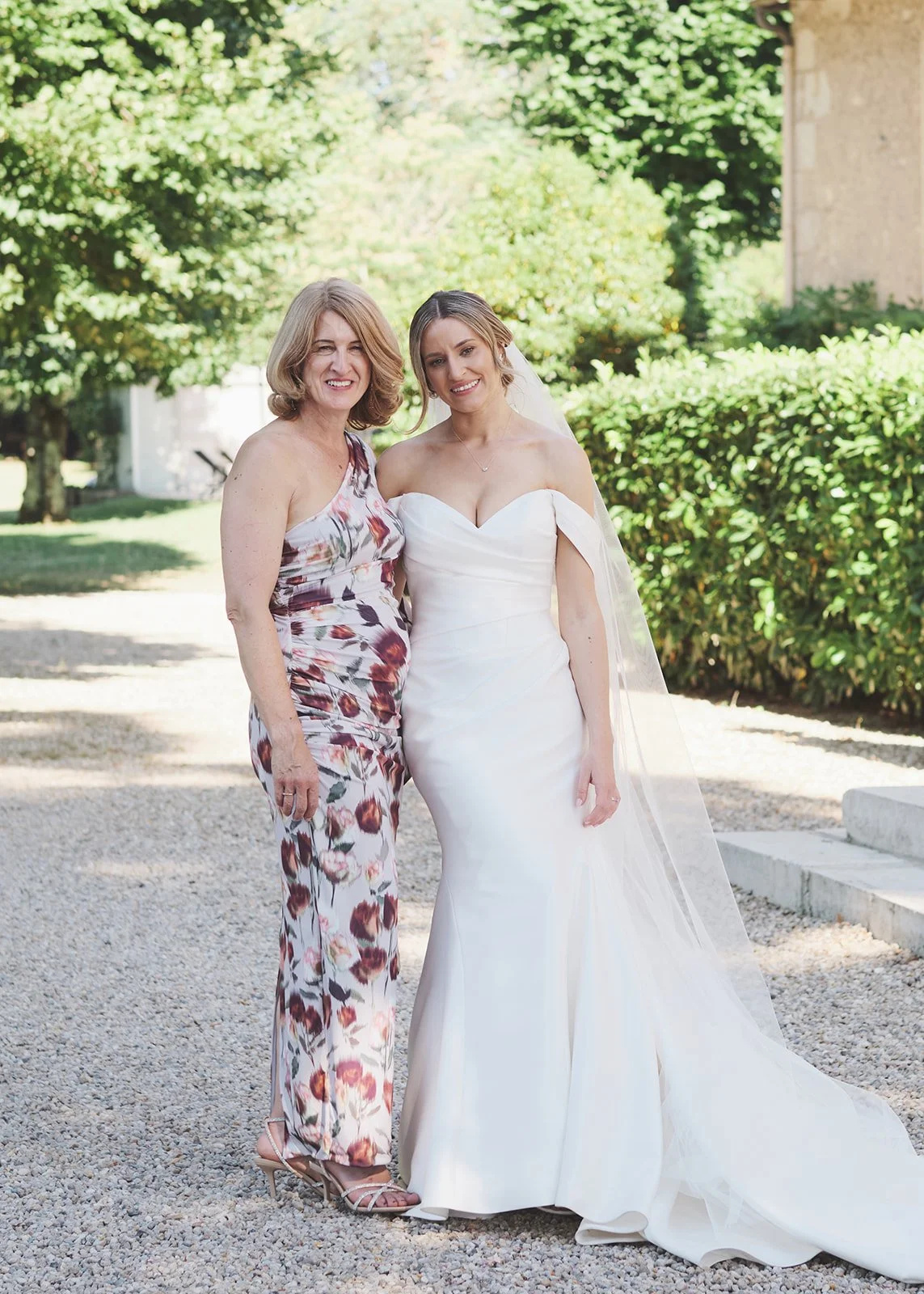 Chateau Destinee Wedding of R and L by Littlewing Photos