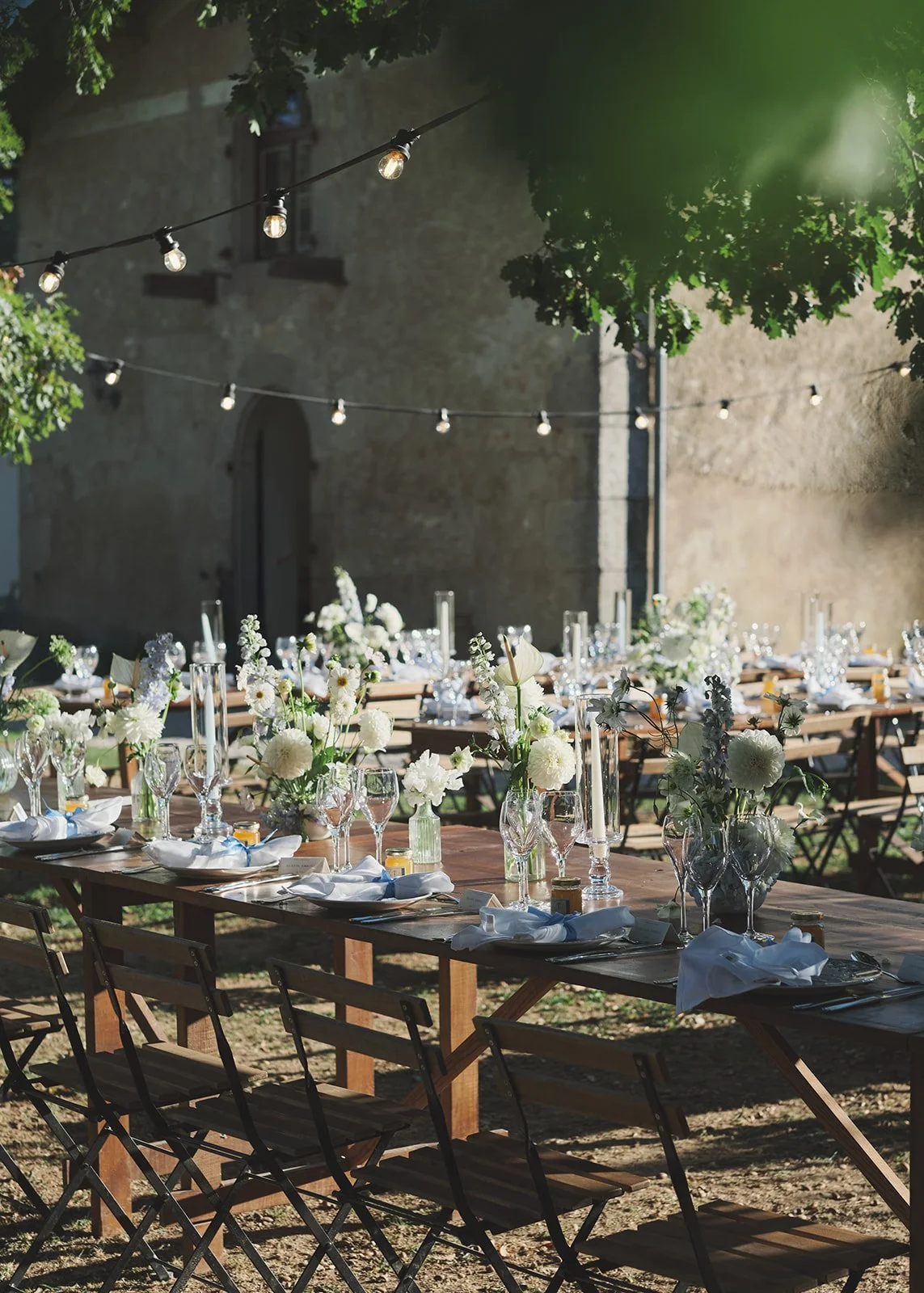 Anna & Euguene wedding at Domaine Le Castelet, Castres, south west France – photo by Littlewing Photos