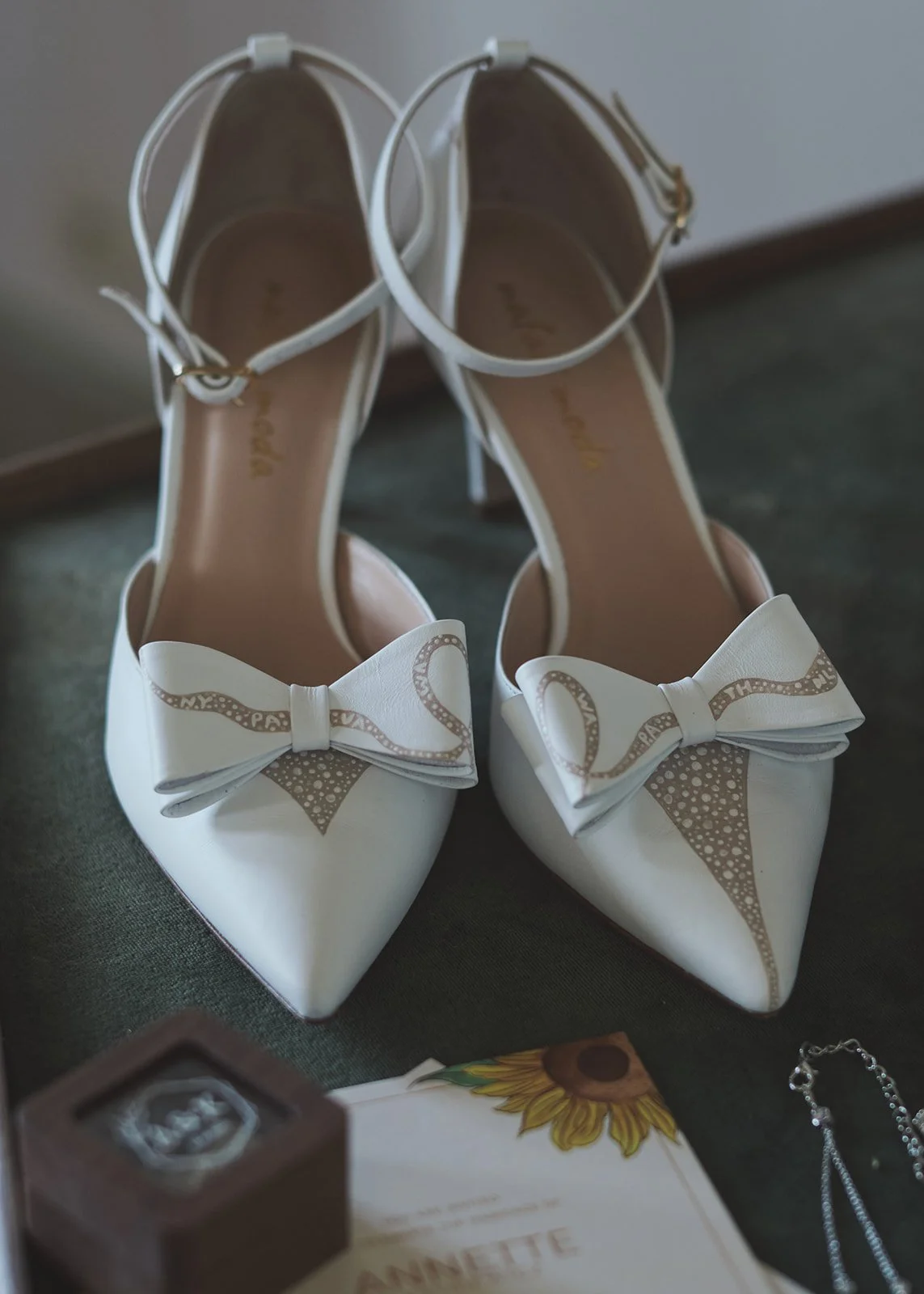 Castelnau des Fieumarcon wedding of A and K by Littlewing Photos