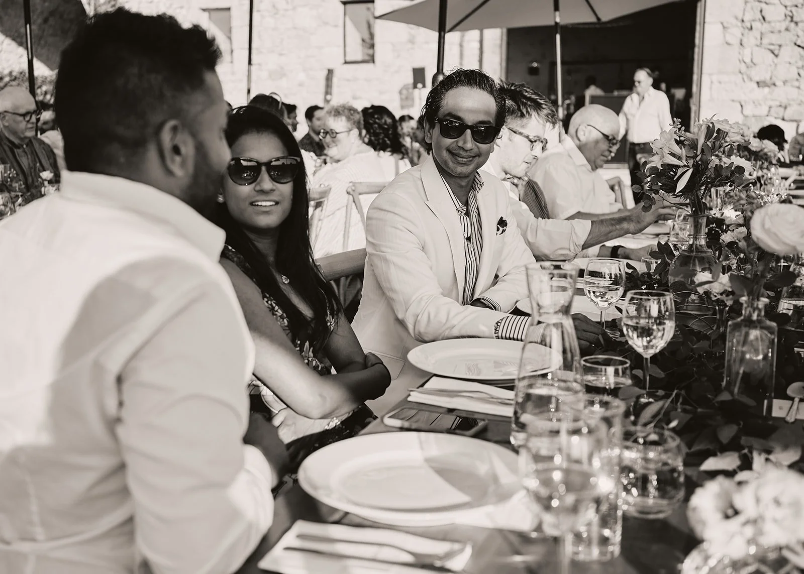 Castelnau des Fieumarcon wedding of S and G by Littlewing Photos Wedding Photographer Toulouse