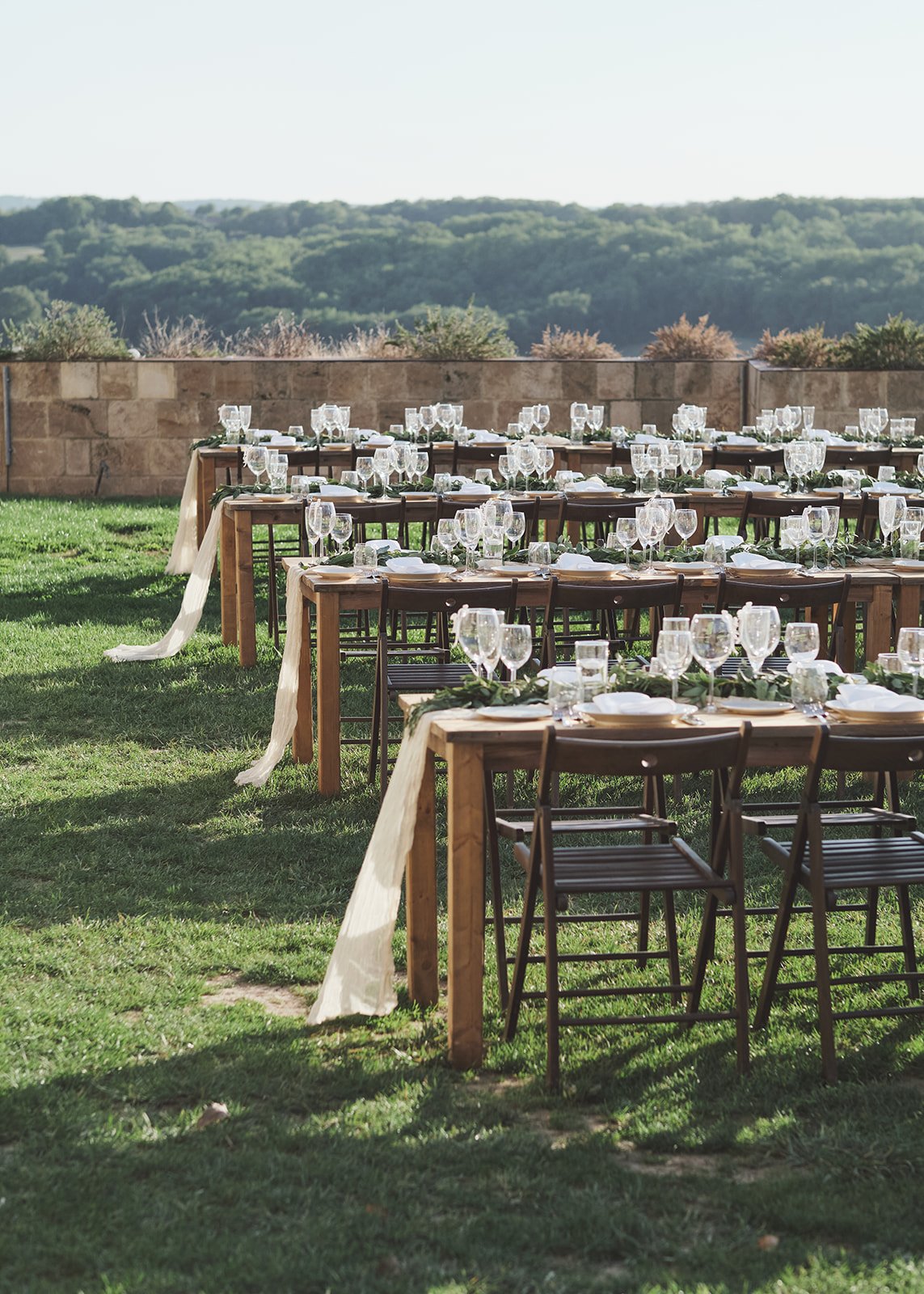 Castelnau des Fieumarcon wedding of A and K by Littlewing Photos