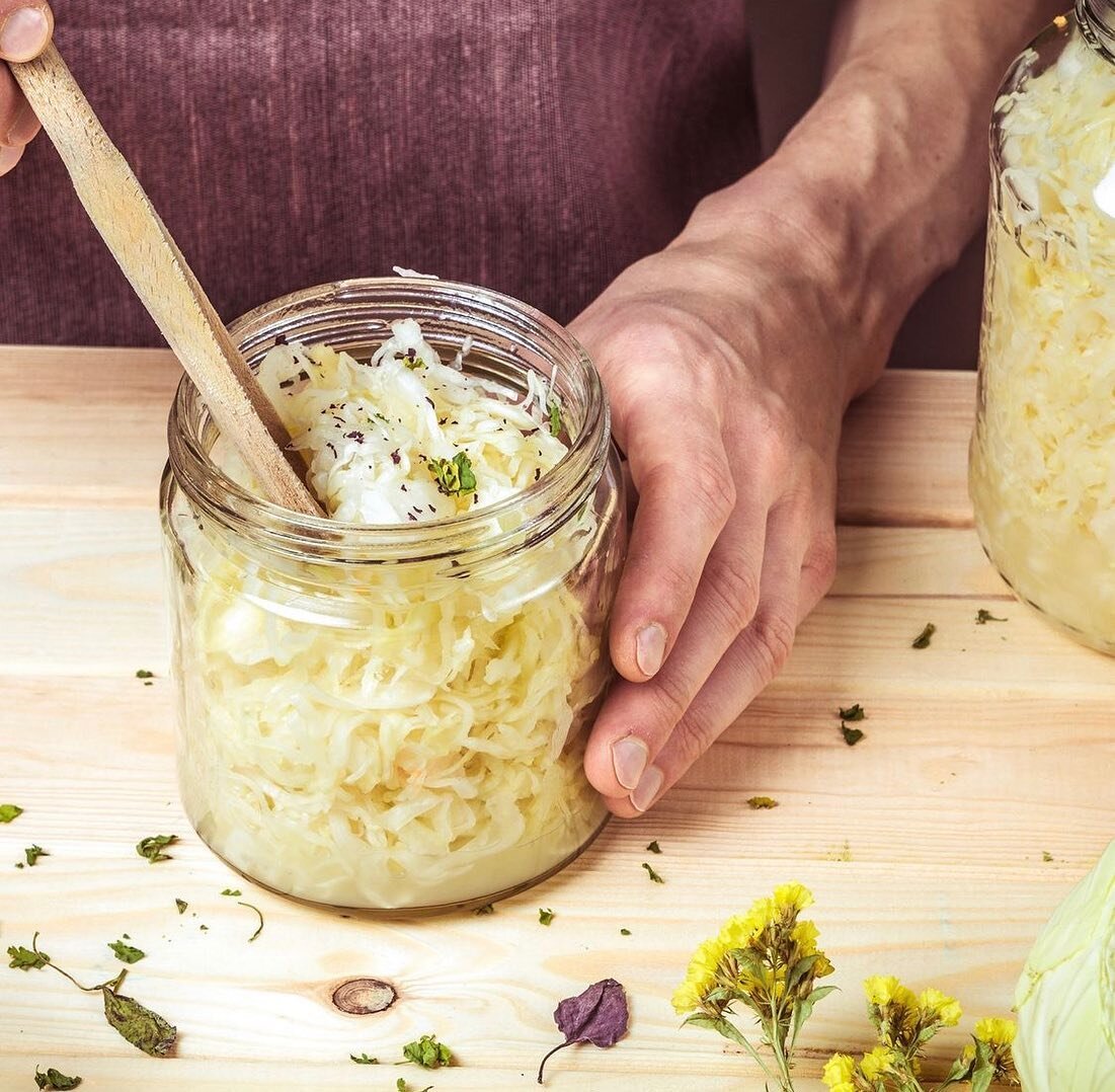 In our latest May issue, nutritional therapist Jacqui Mayes discusses gut health and recommends fermented foods like sauerkraut as an ultimate gut health superstar 💜

swipe to see our #fibrorecipe from our May issue and tap link in bio to subscribe 