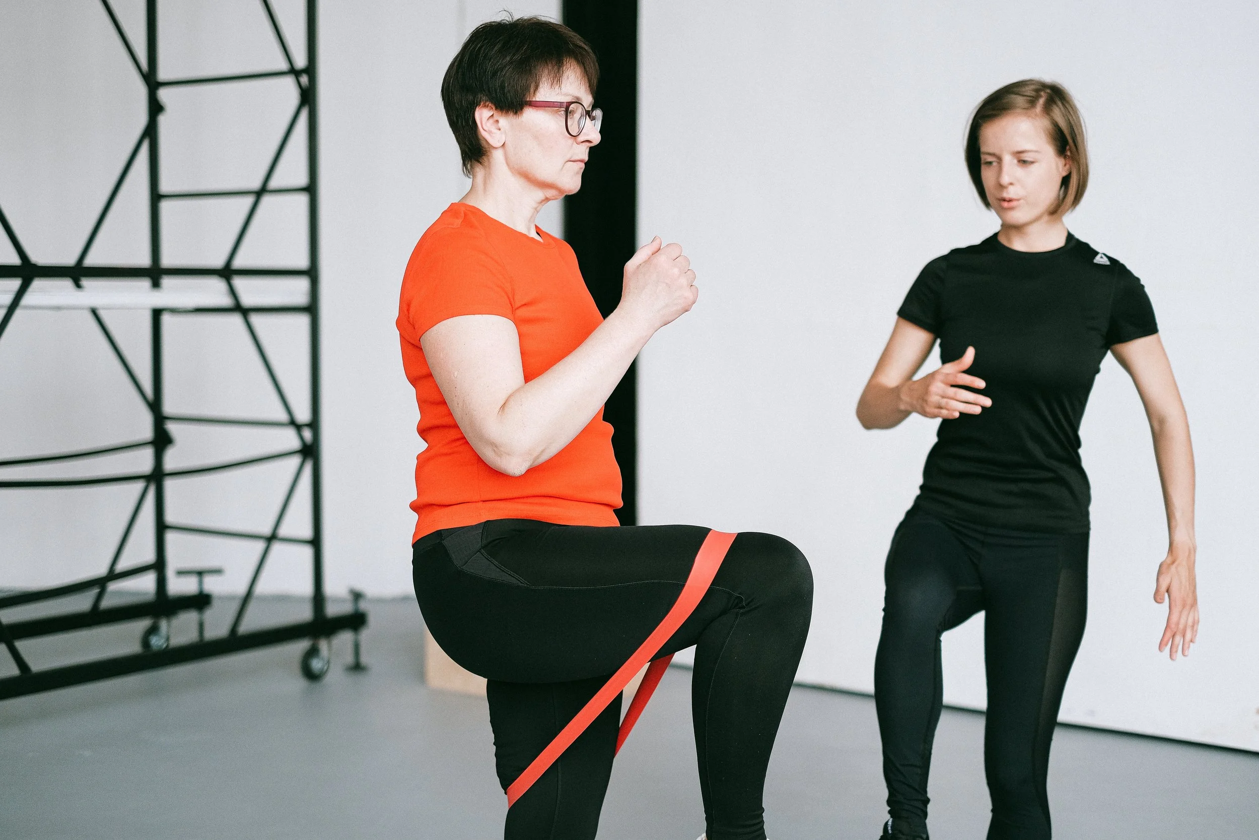 Treating Fibromyalgia: Pain Relievers, Delta 8, Physical Therapy and more