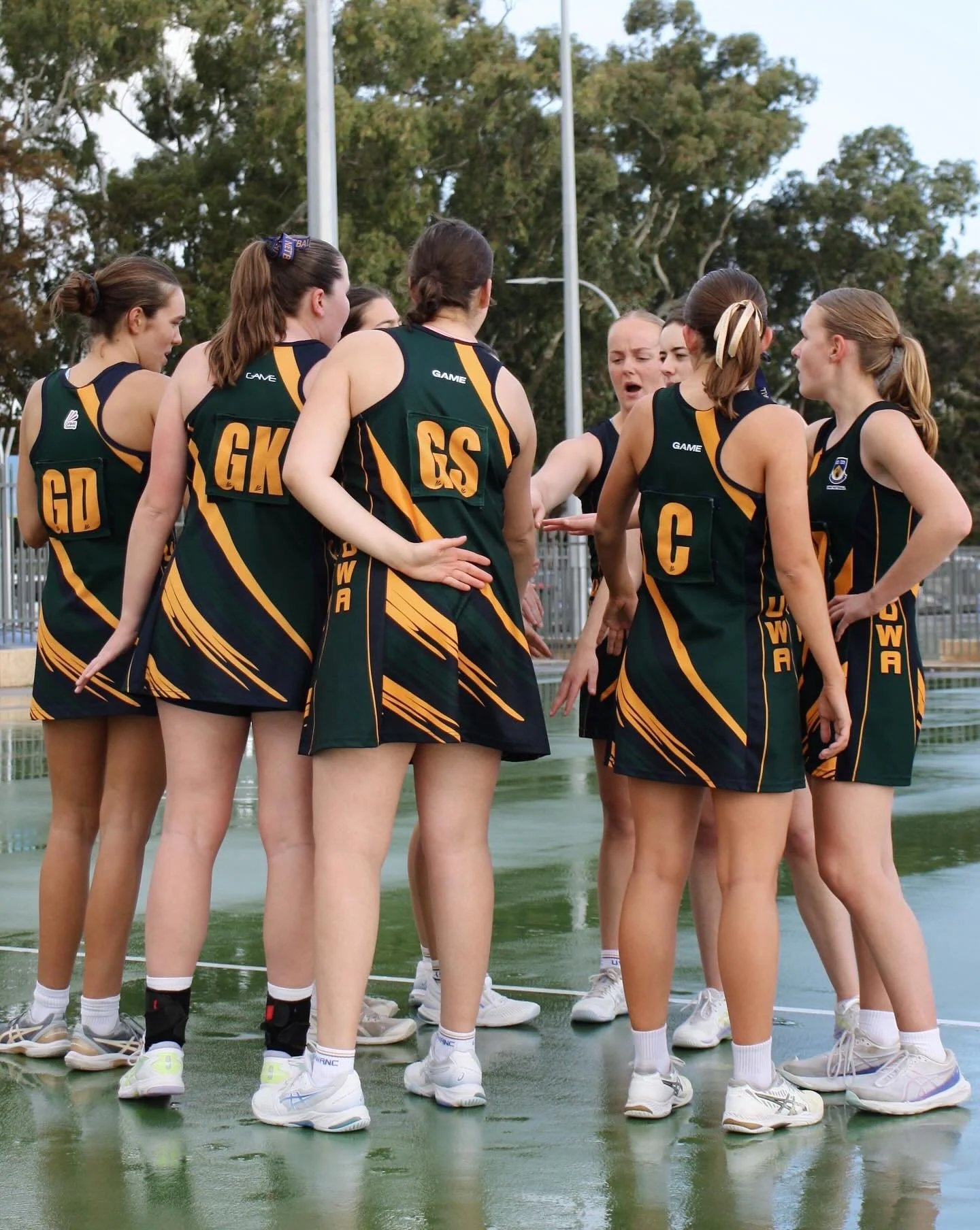 📸 Qualifying and Elimination Finals

Congratulations to the following teams who will playing in the Grand Final:
🔹 UWA 3 (Y7-8)
🔹 UWA 2 (Y9-12)

Good luck to the following teams we will be playing in the Preliminary Final:
🔹 UWA 1 (Y7-8)
🔹 UWA 2