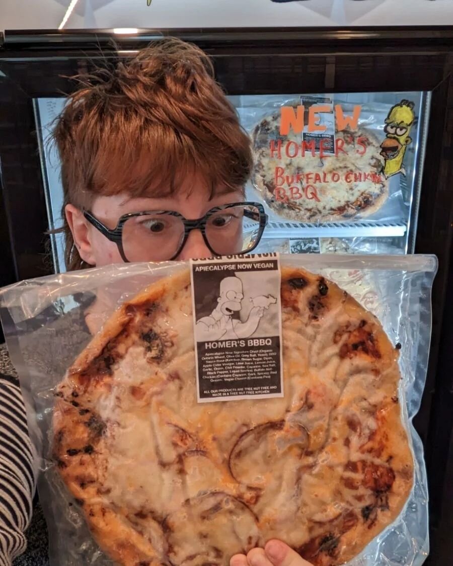 Our oldest buds at Apiecalypse Now! Have launched a new pizza and it's got Mal all sorts of excited! Welcome Homer's BBBQ to the fold and swipe 👉 to see Kitchener's beautiful Apiecalypse freezer! Homer is available in KIT now and HAM soon!