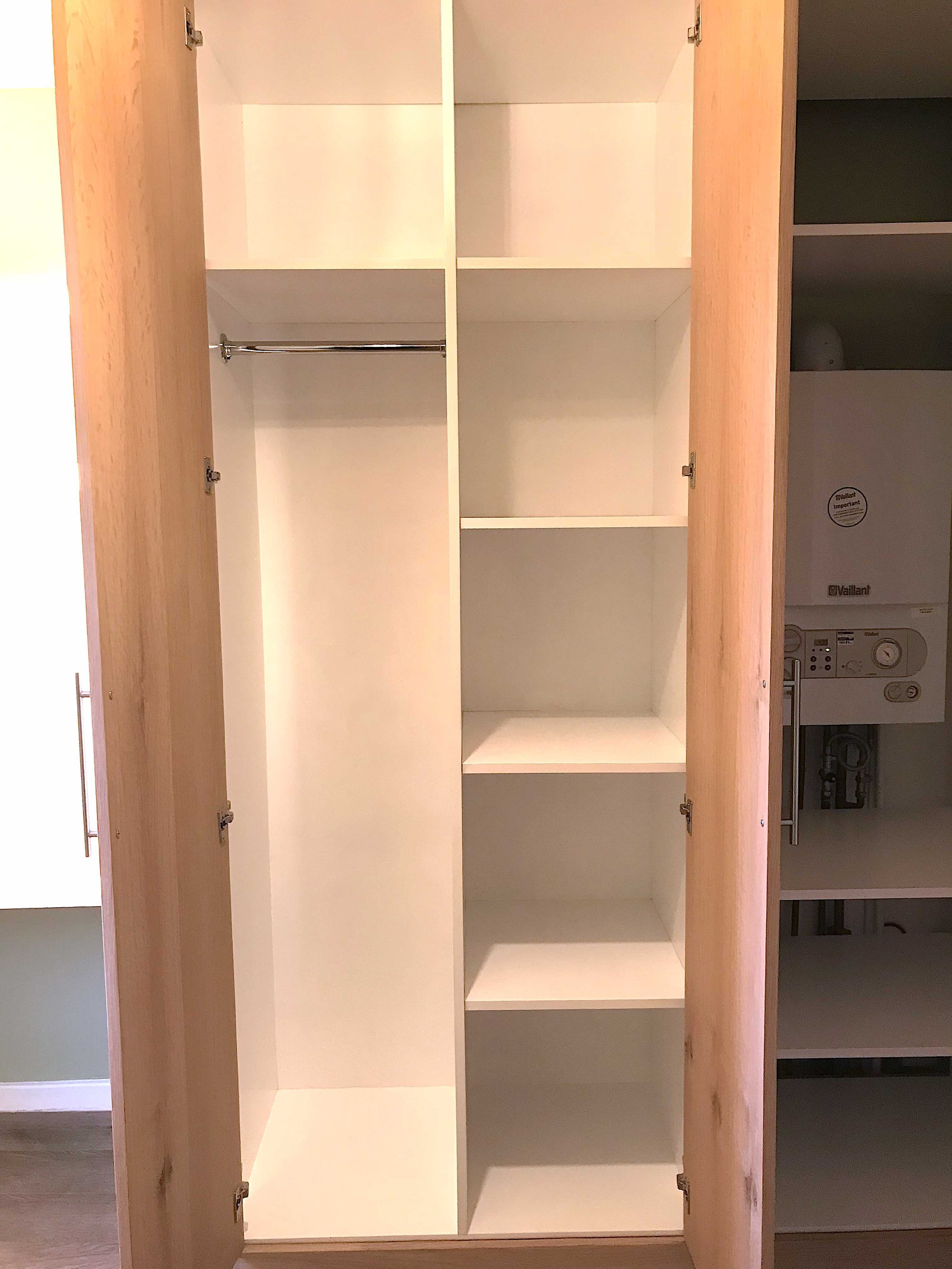 Oak veneer wardrobe 1.jpg