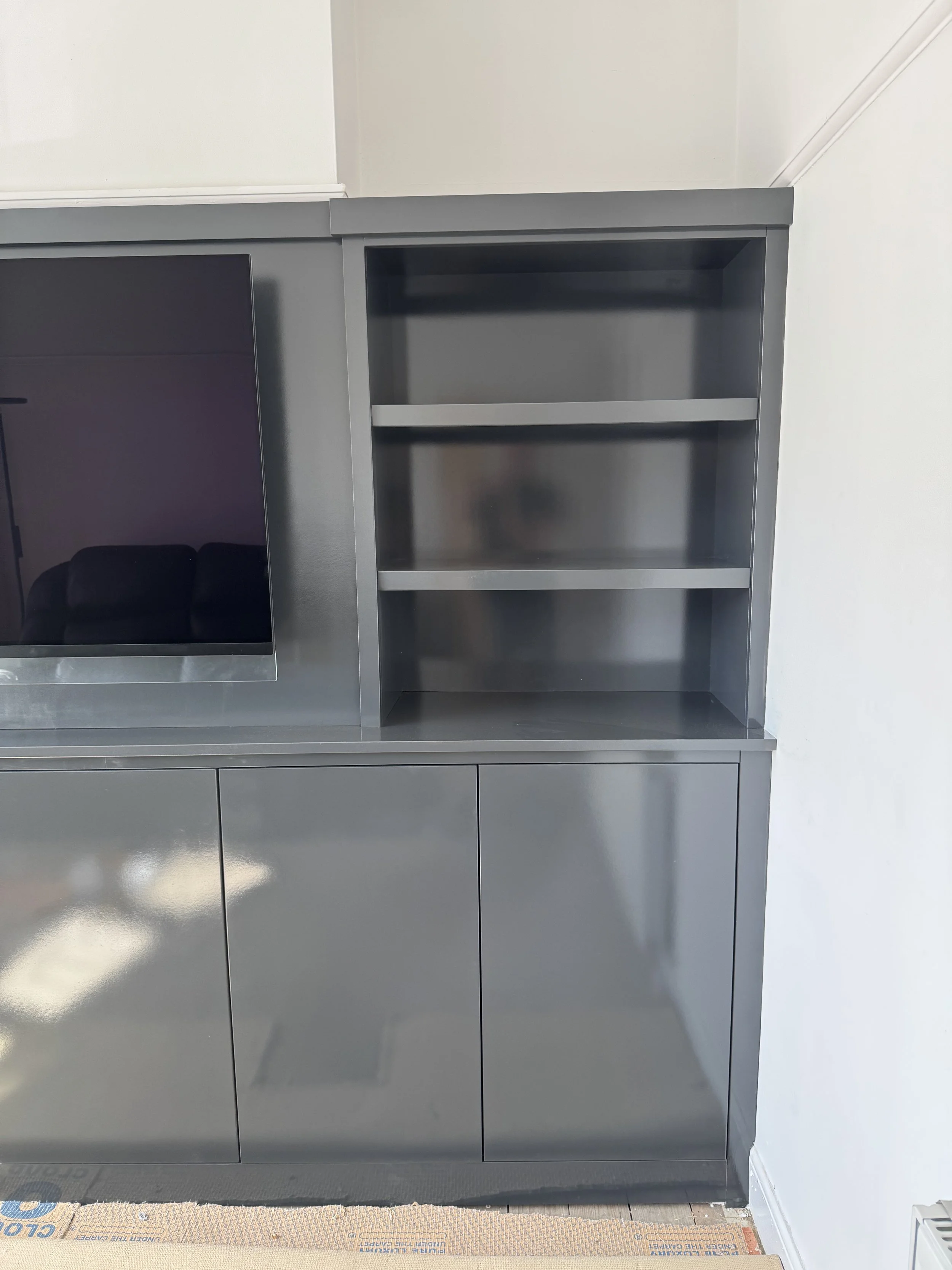 Bespoke-Fitted-Furniture-Cupboards-Wardrobes-Media-Walls4.jpg