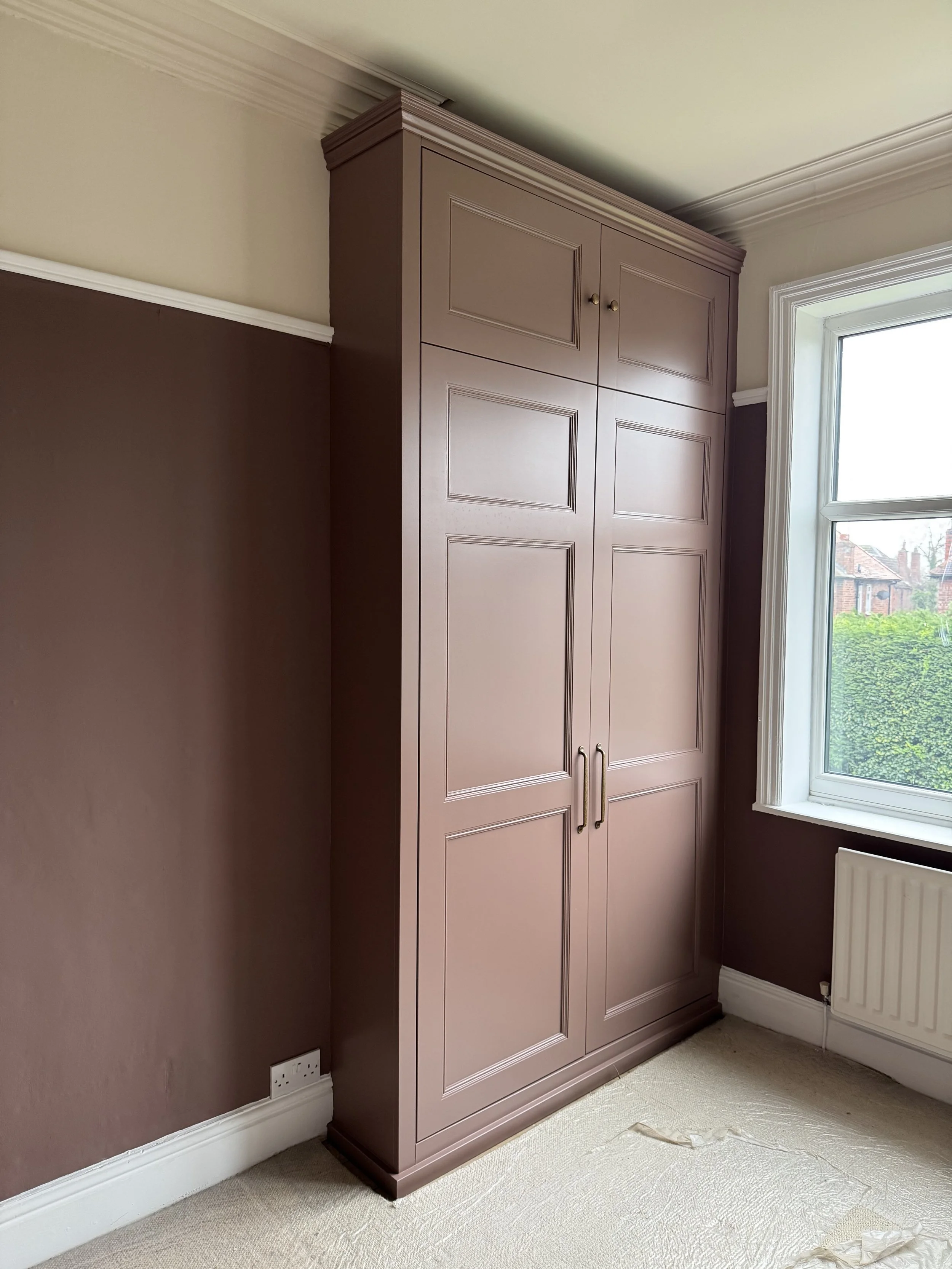 bespoke-fitted-wardrobes-28.jpg