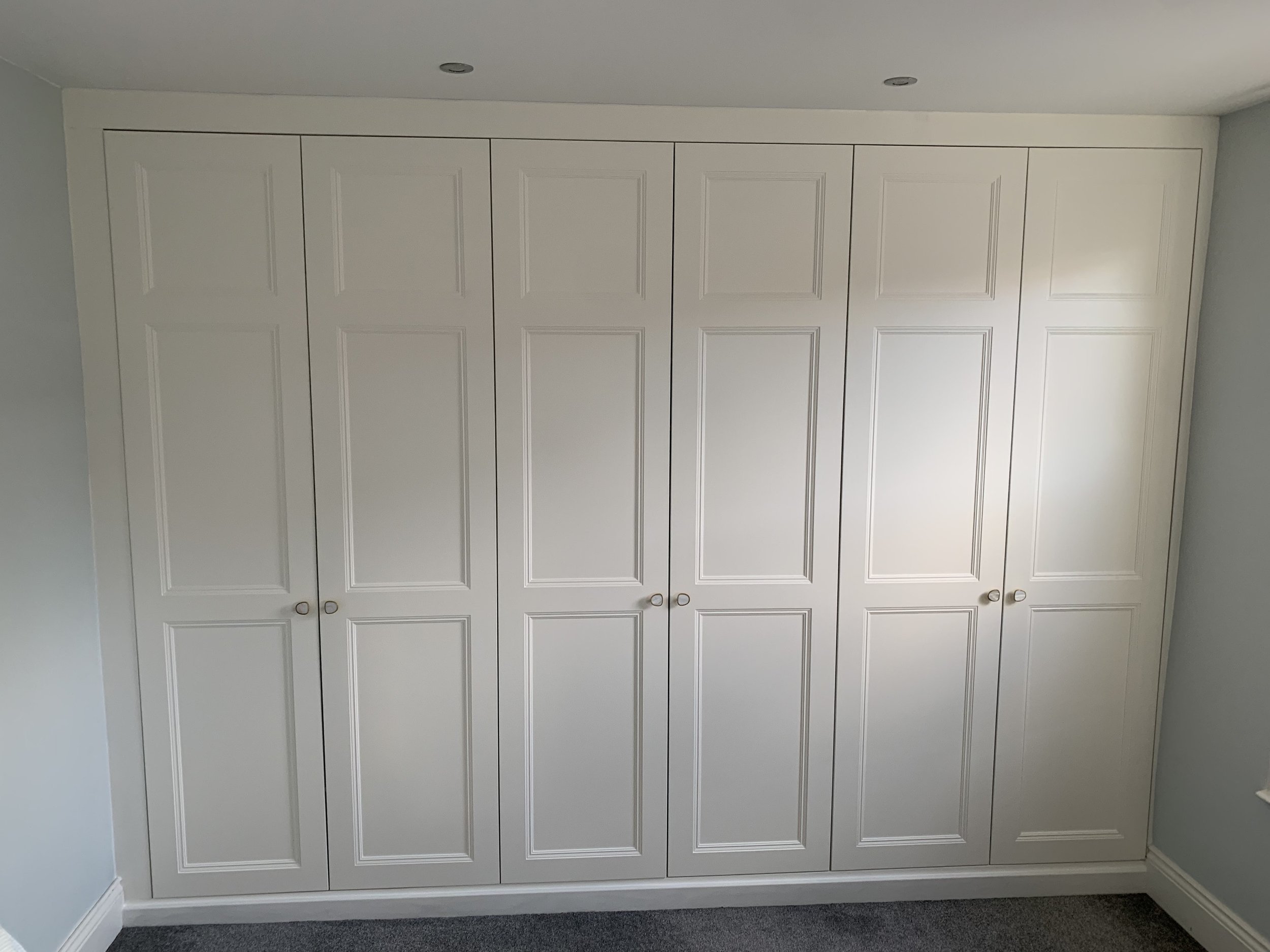 Manchester_fitted_wardrobes_fitted_furniture_2.jpg