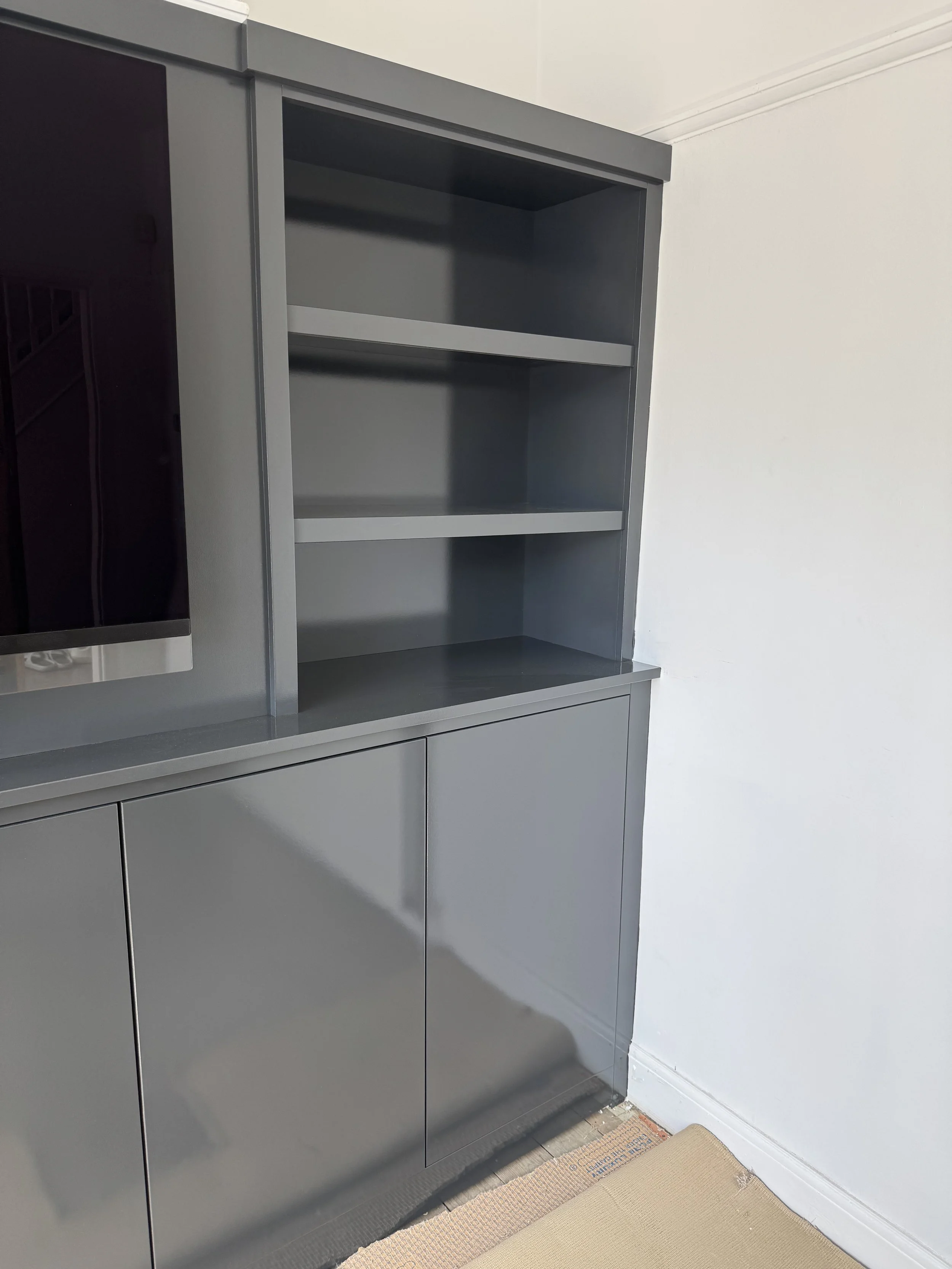 Bespoke-Fitted-Furniture-Cupboards-Wardrobes-Media-Walls5.jpg